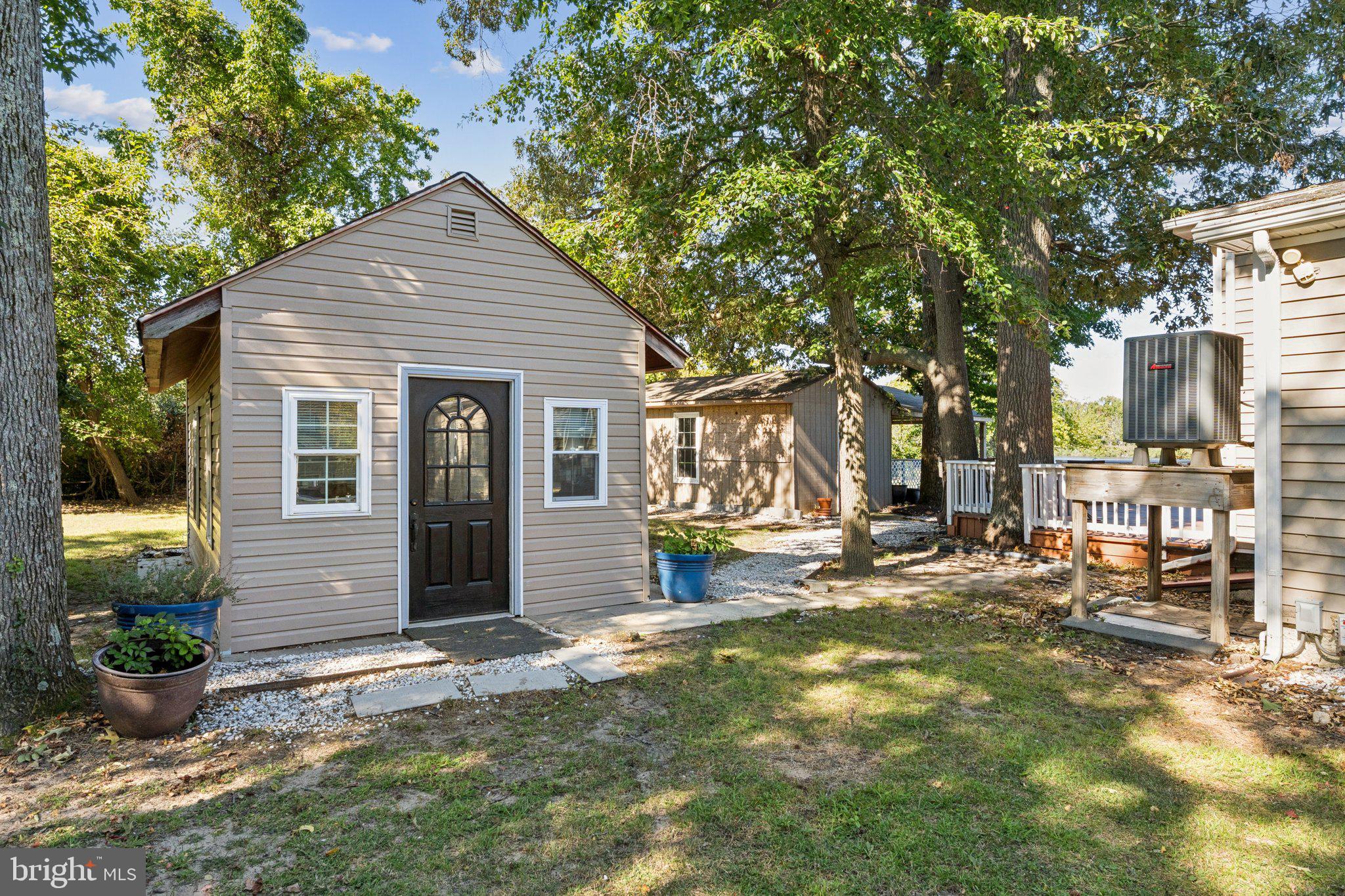 VENICE ON THE BAY - Residential