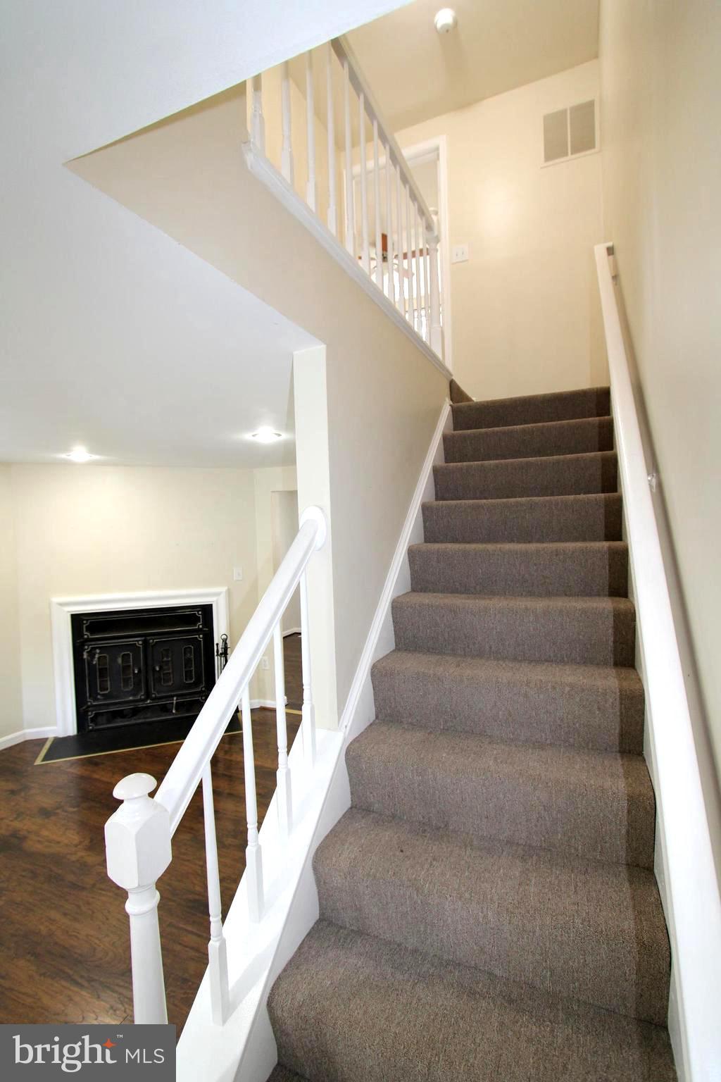 COUNTRYSIDE - Residential Lease