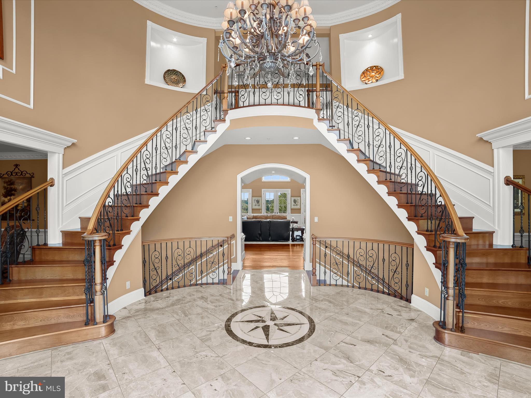 CLARKSVILLE HUNT - Residential