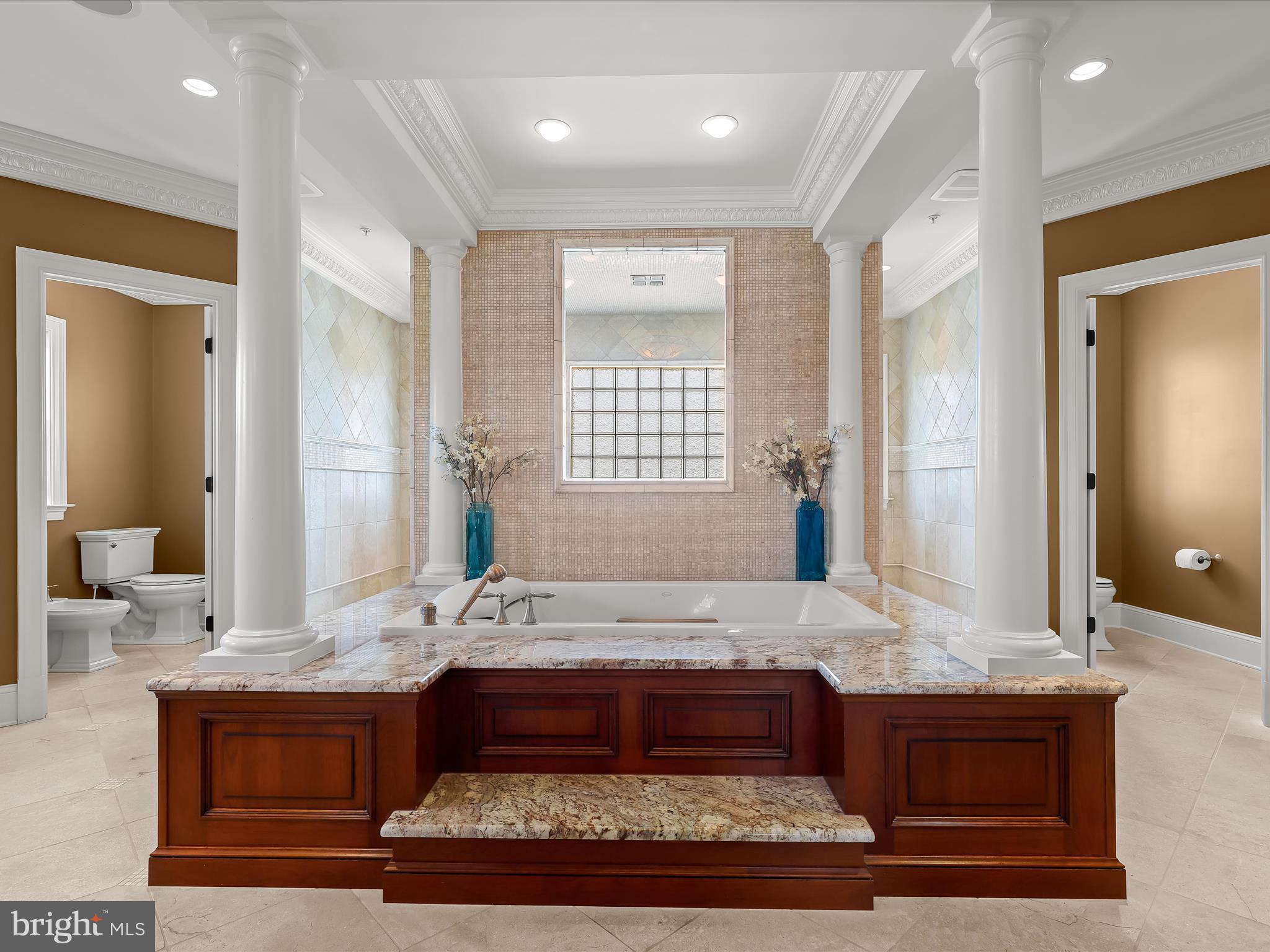 CLARKSVILLE HUNT - Residential