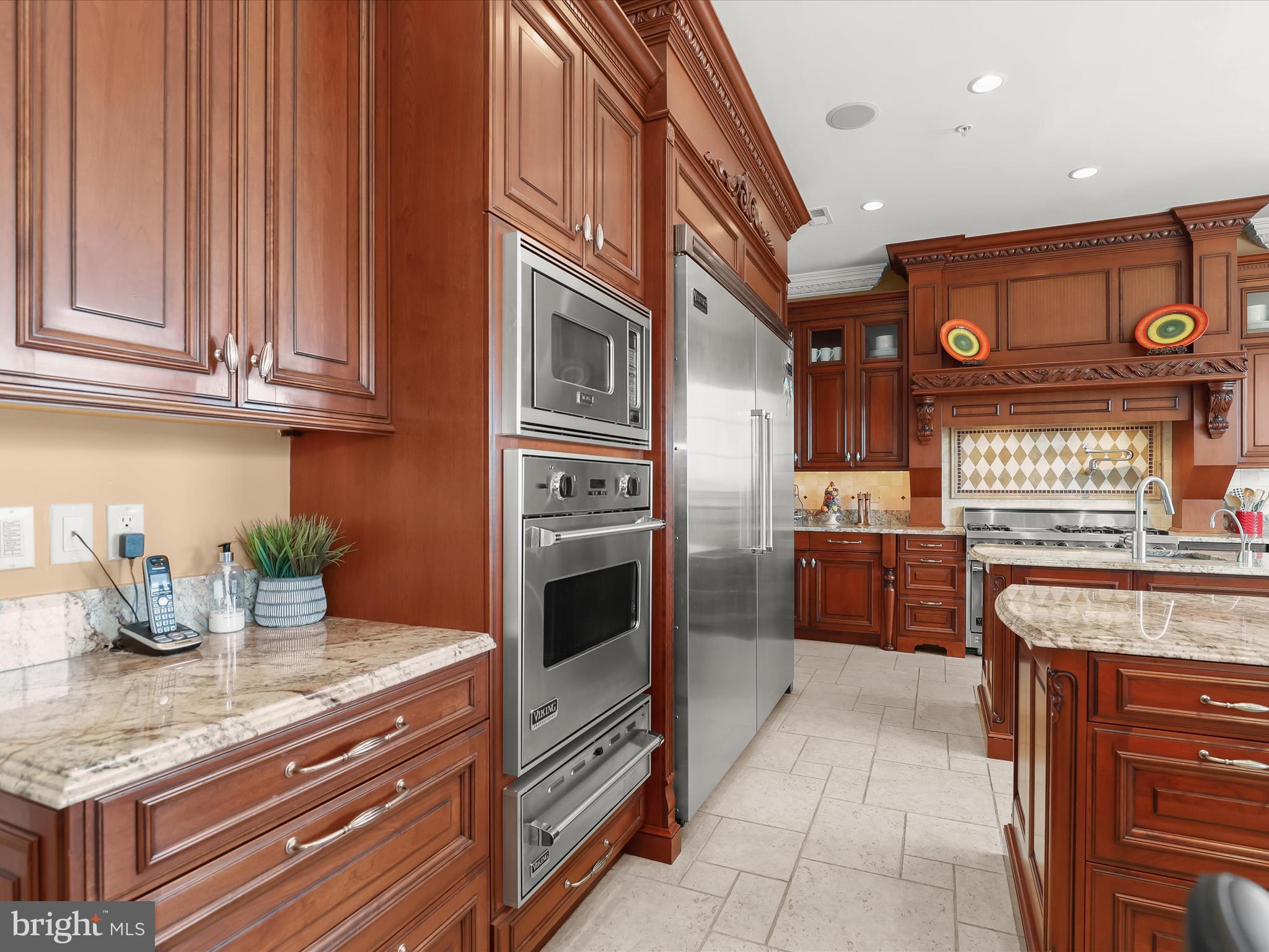 CLARKSVILLE HUNT - Residential