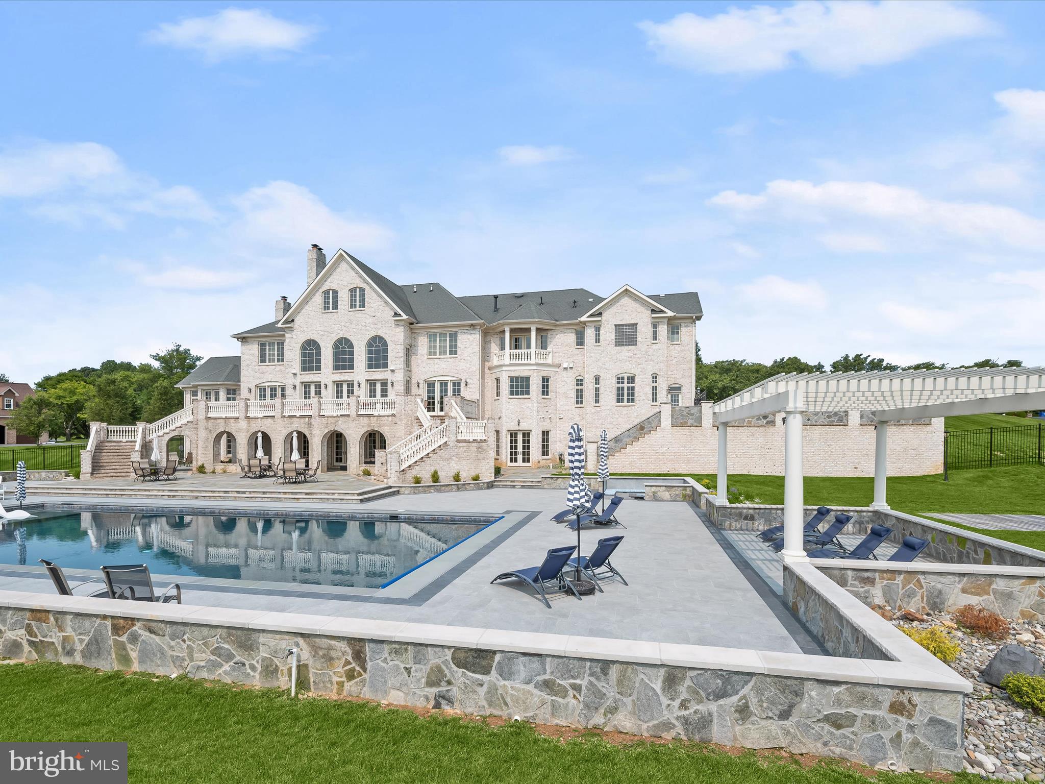 CLARKSVILLE HUNT - Residential