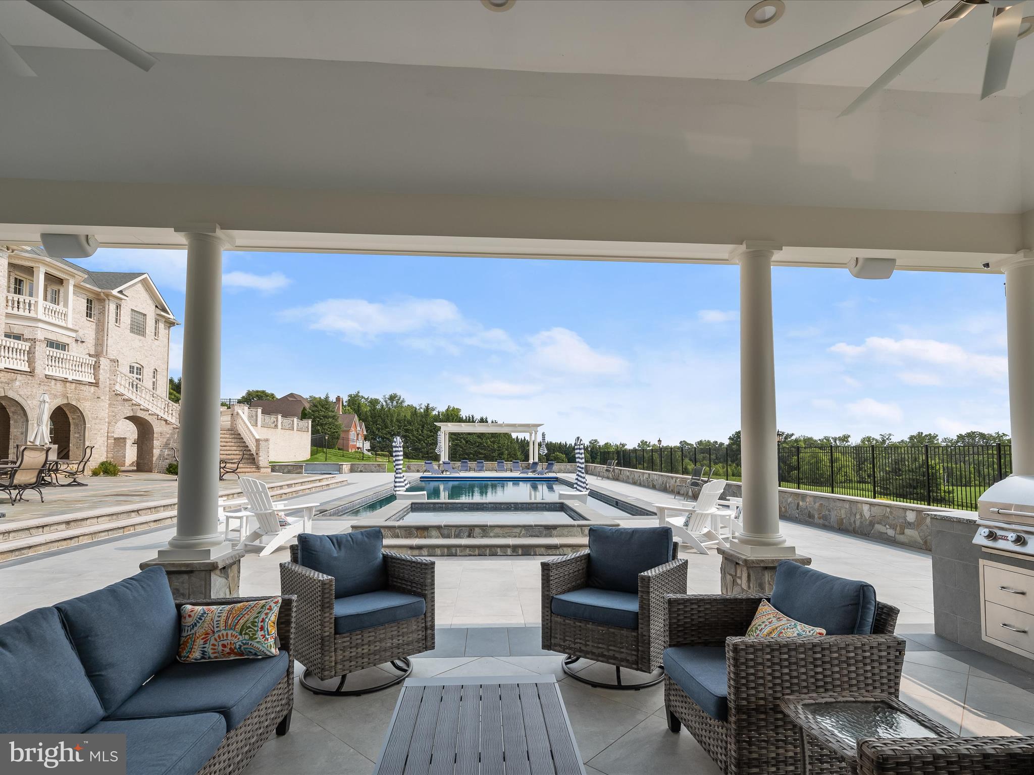 CLARKSVILLE HUNT - Residential