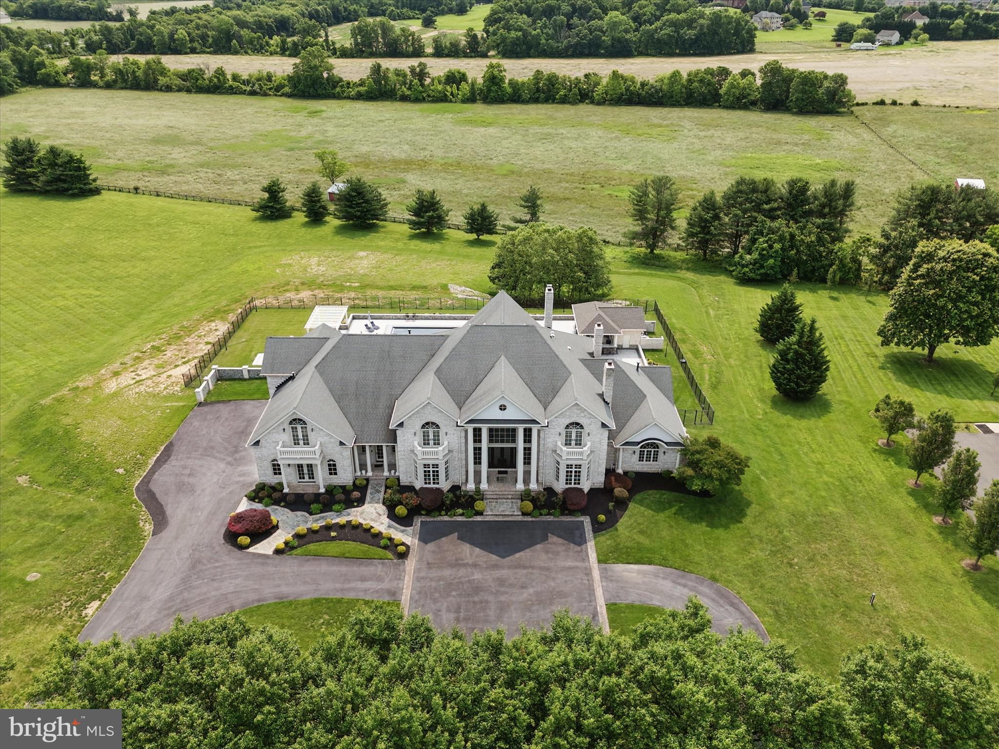 CLARKSVILLE HUNT - Residential