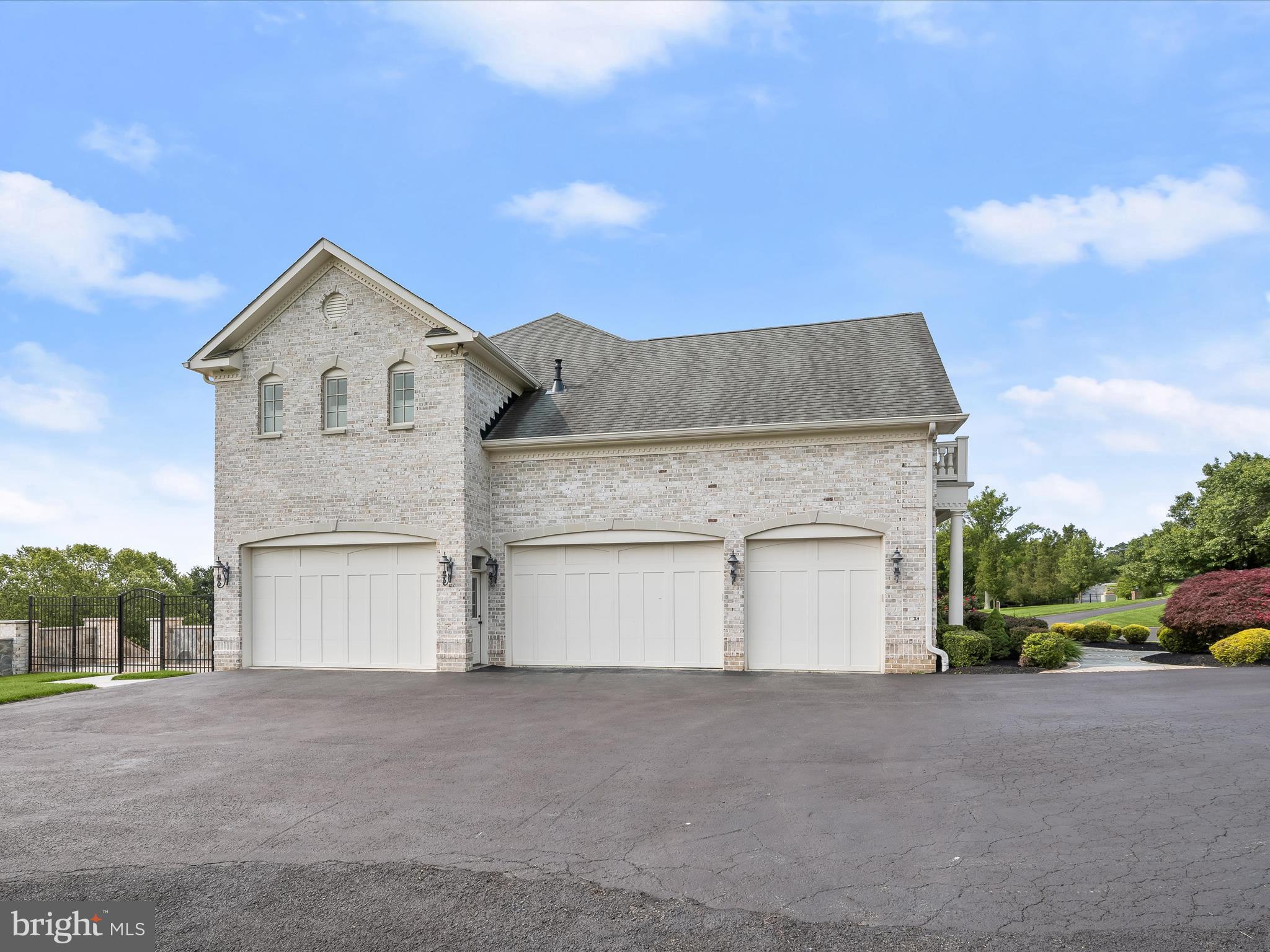 CLARKSVILLE HUNT - Residential