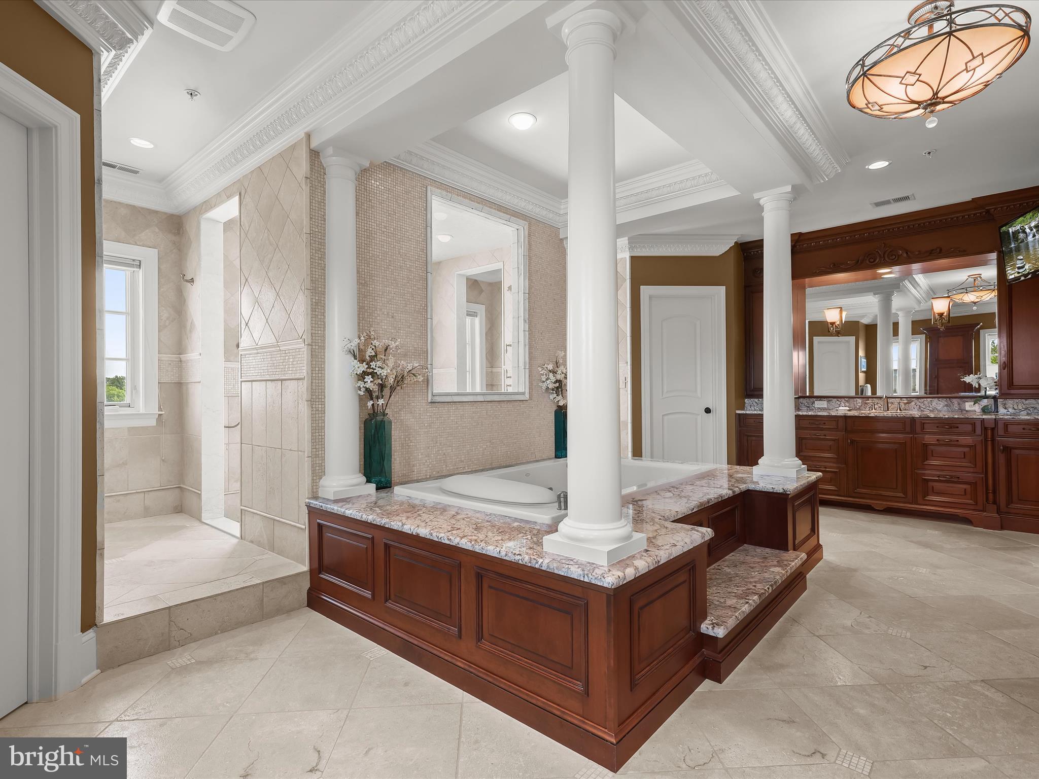 CLARKSVILLE HUNT - Residential