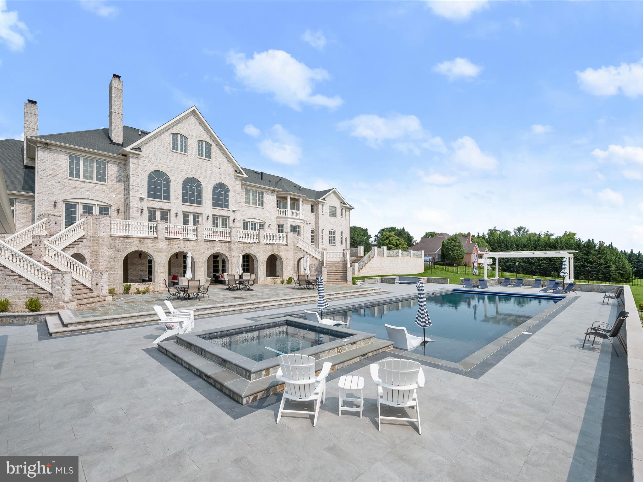 CLARKSVILLE HUNT - Residential