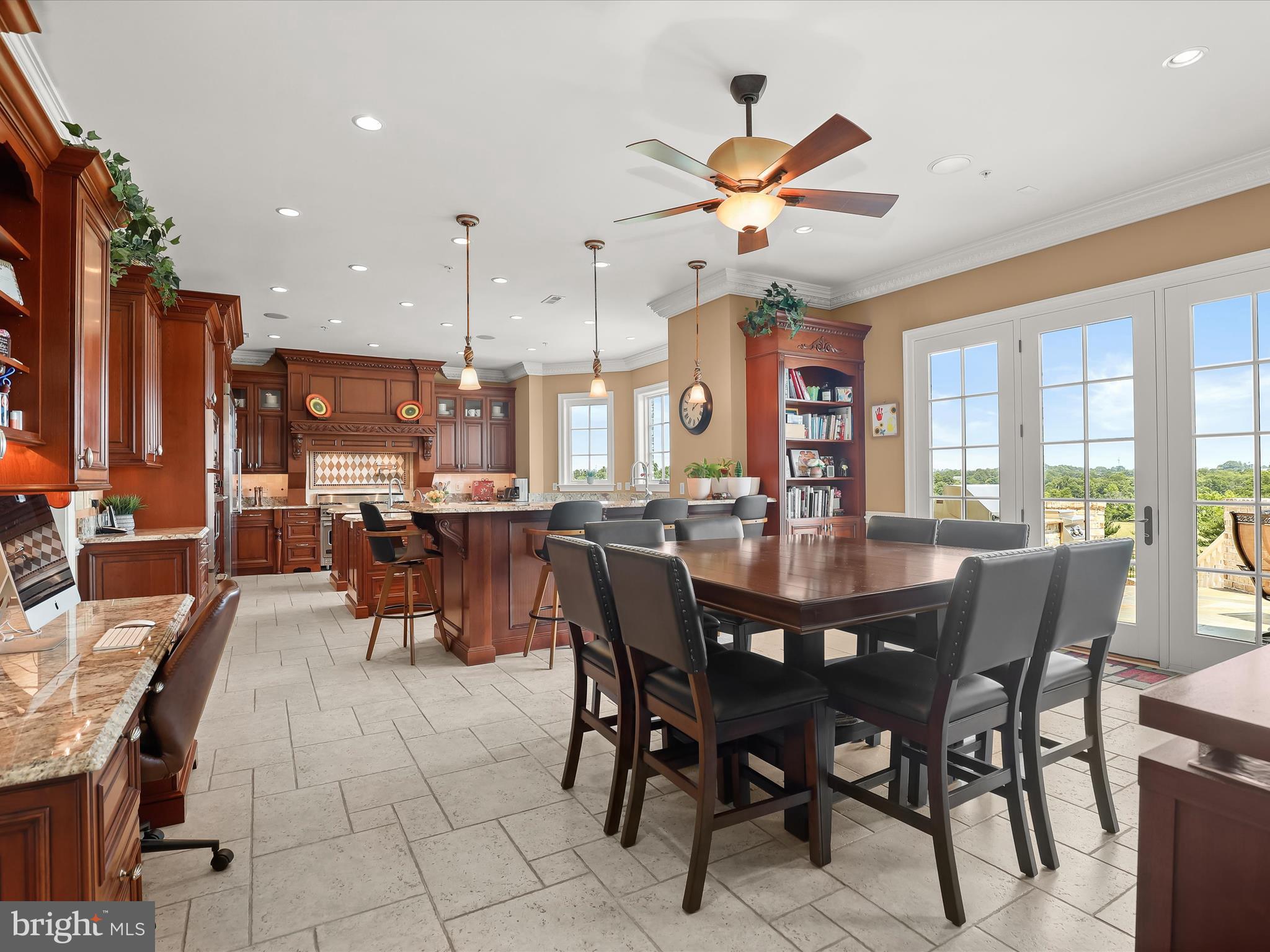 CLARKSVILLE HUNT - Residential