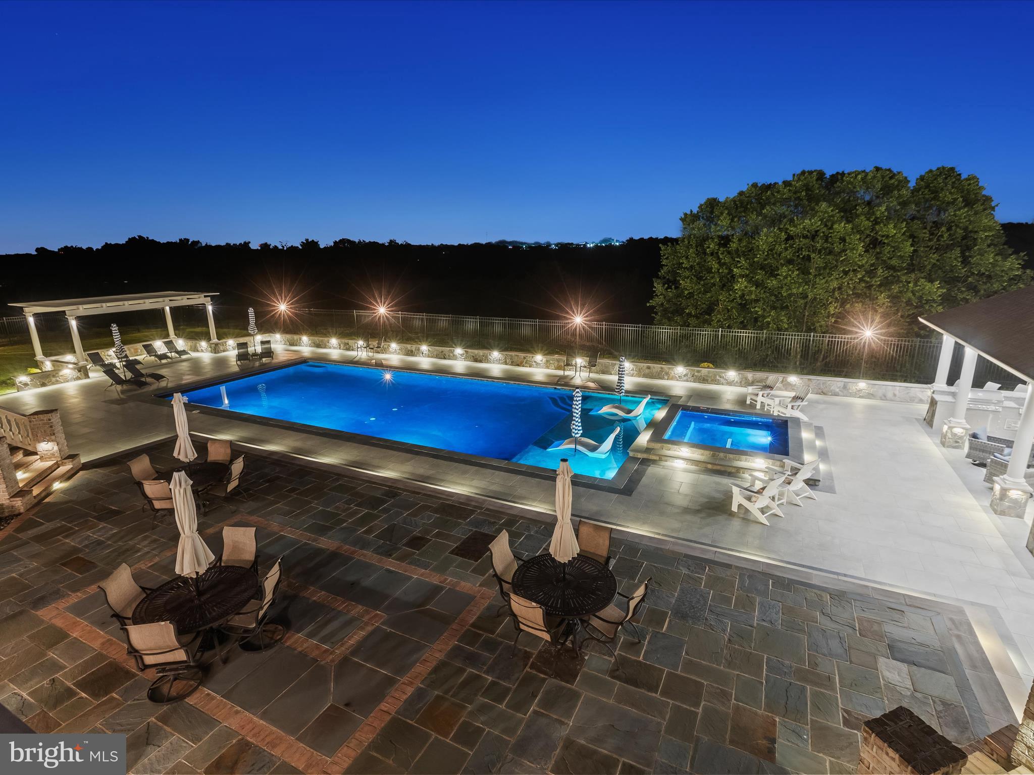 CLARKSVILLE HUNT - Residential