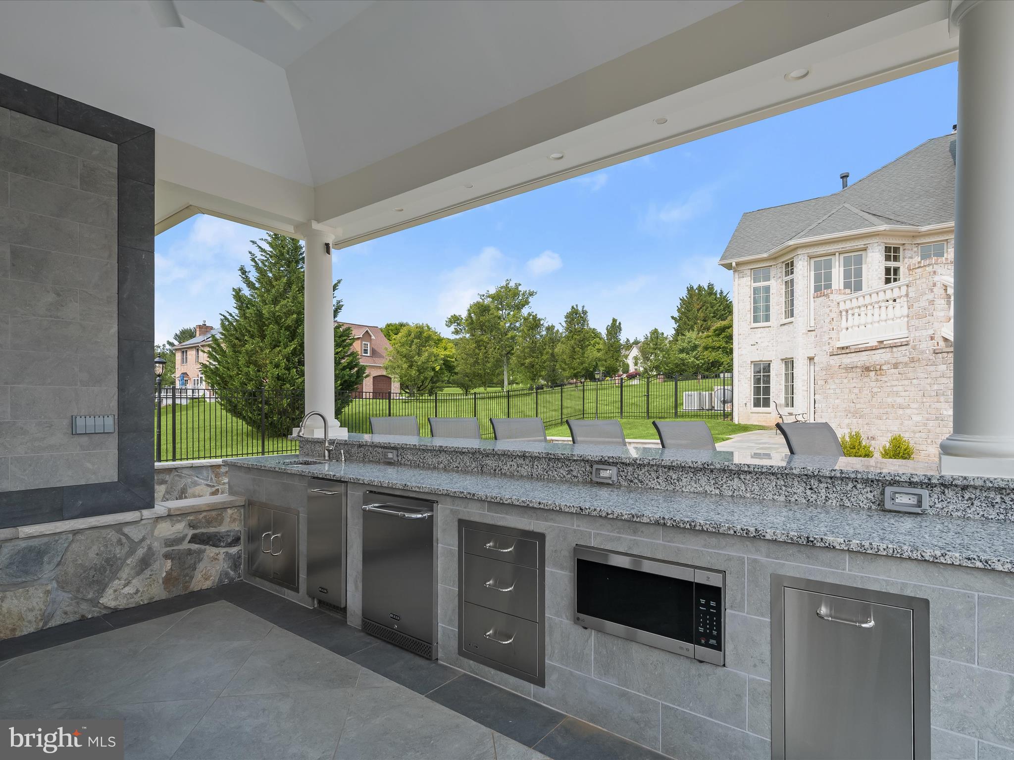 CLARKSVILLE HUNT - Residential