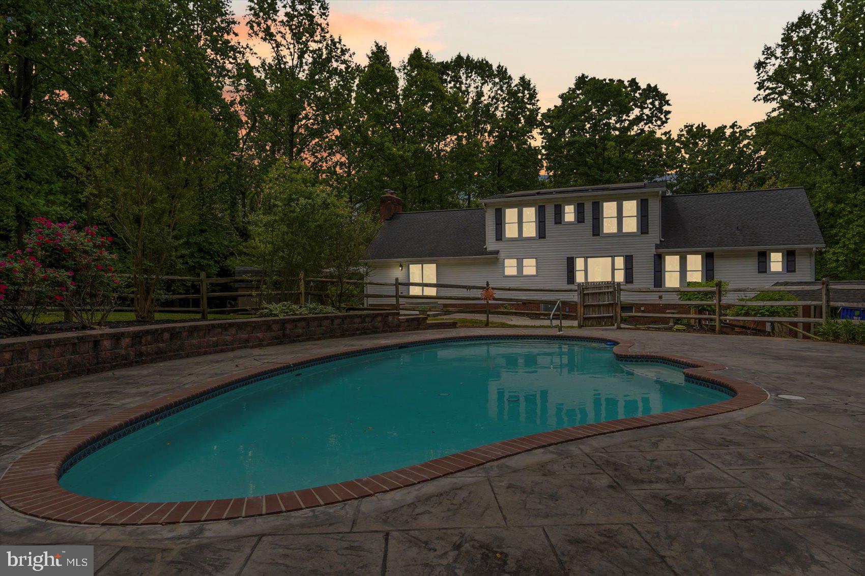 GLEN ARM - Residential