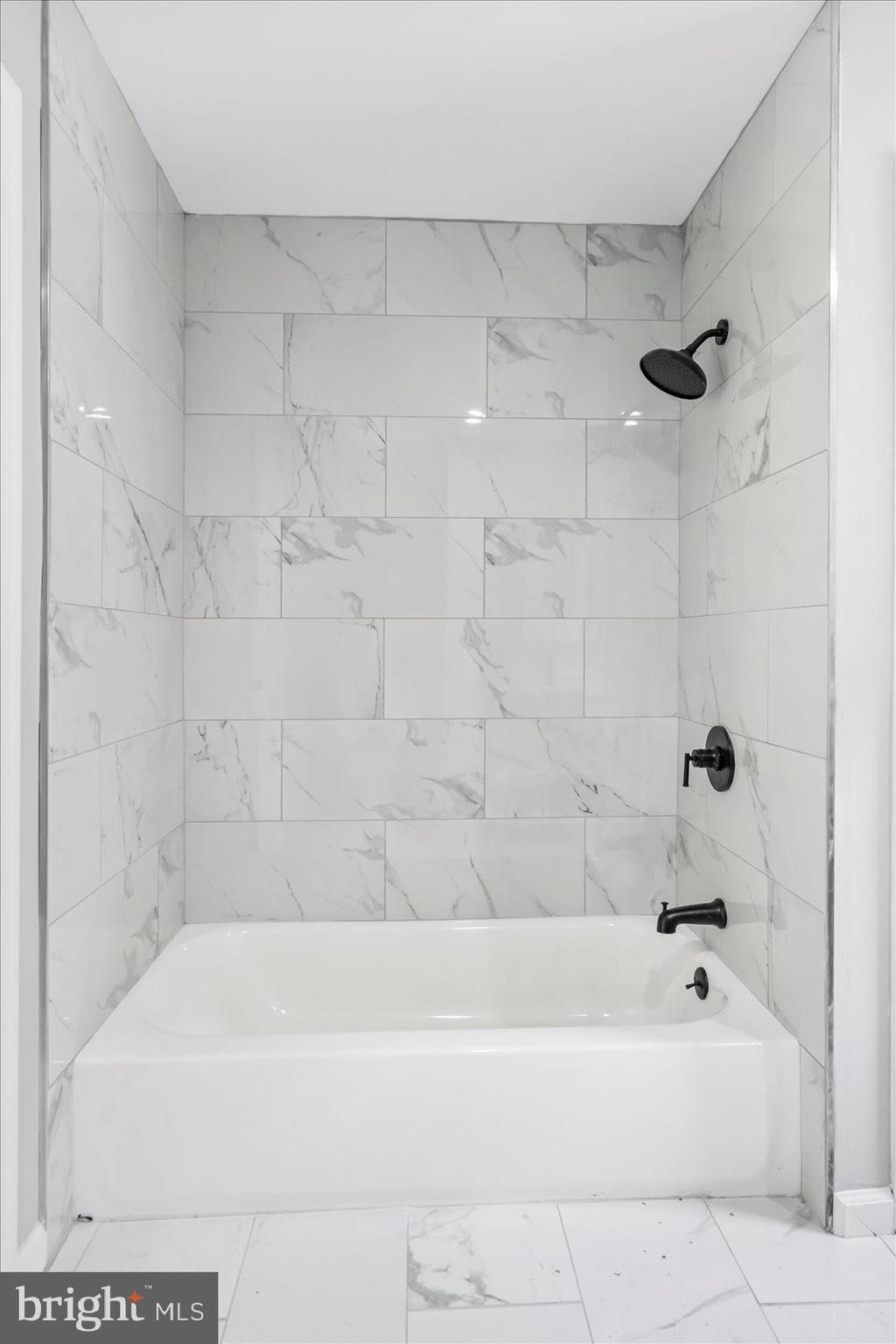 GLEN ARM - Residential