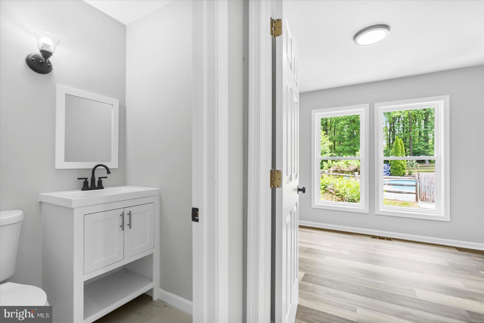 GLEN ARM - Residential