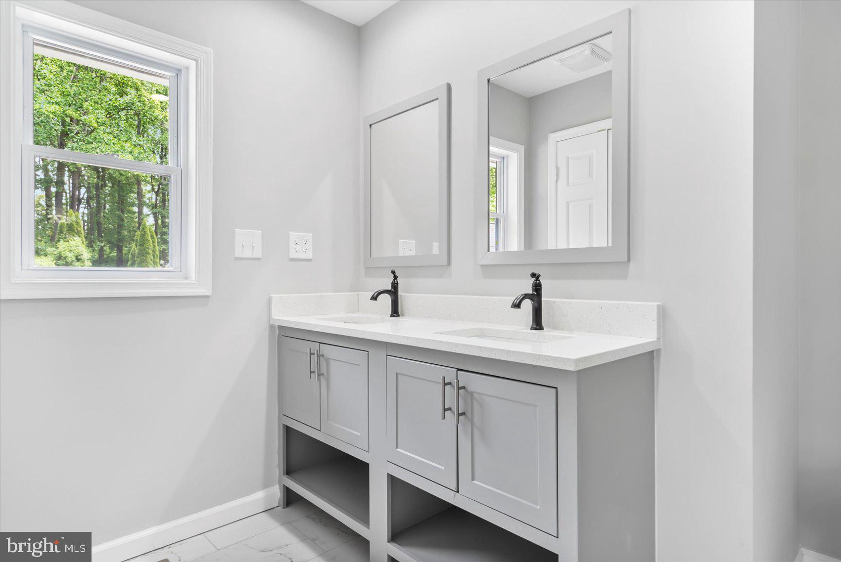 GLEN ARM - Residential