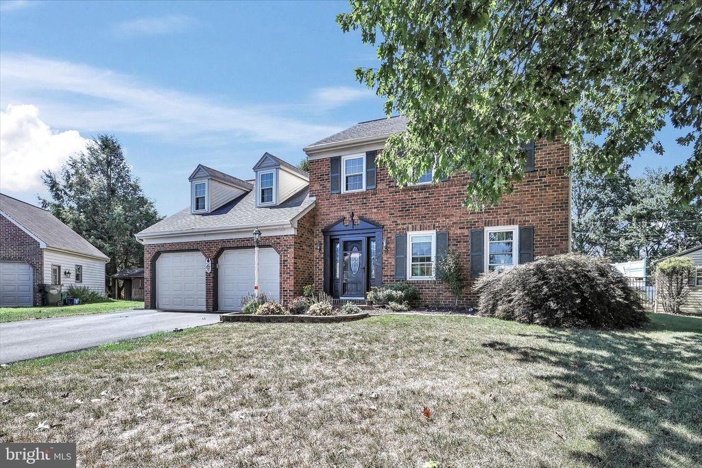 Photo of 15 STONERIDGE CIR, EPHRATA, PA 17522 (MLS # PALA2039764)