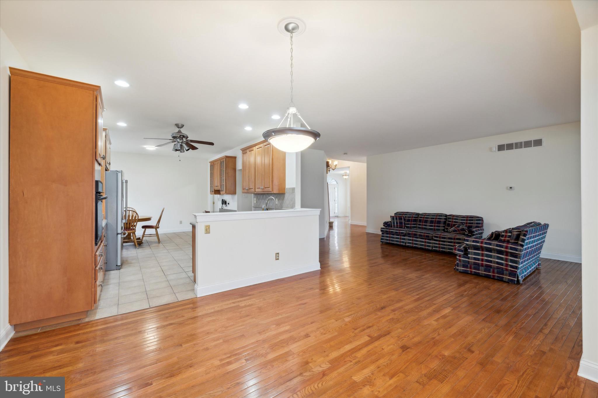 BELMONT - Residential