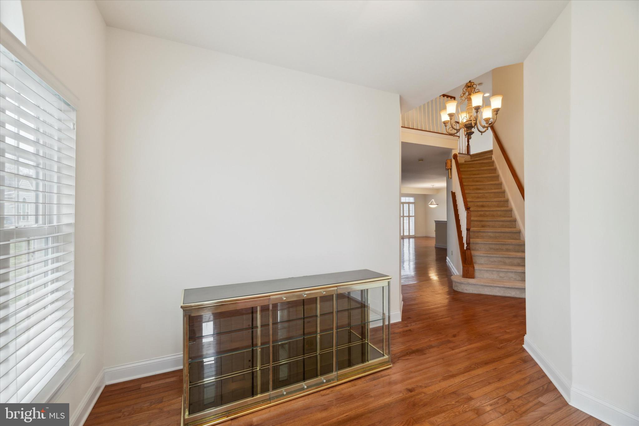 BELMONT - Residential