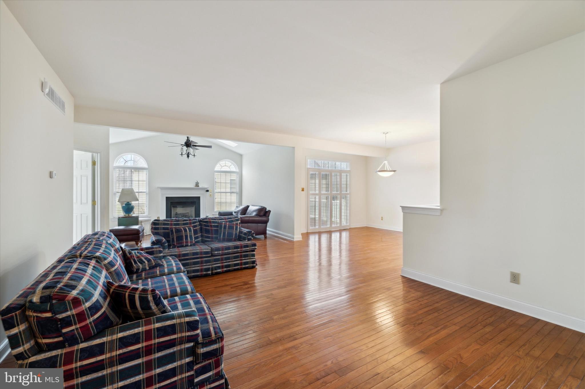 BELMONT - Residential