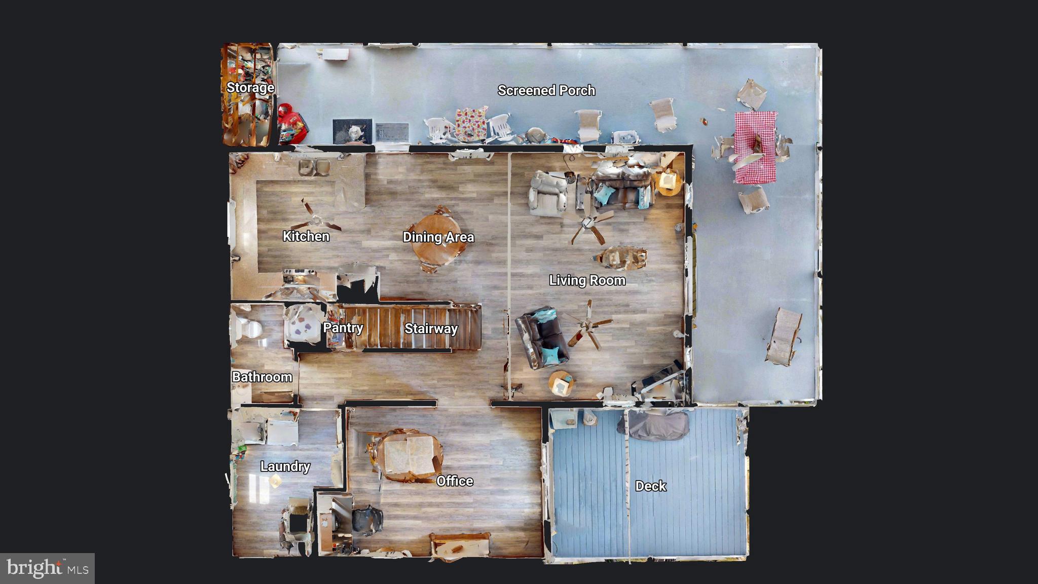 WOODLAND BEACH - Residential