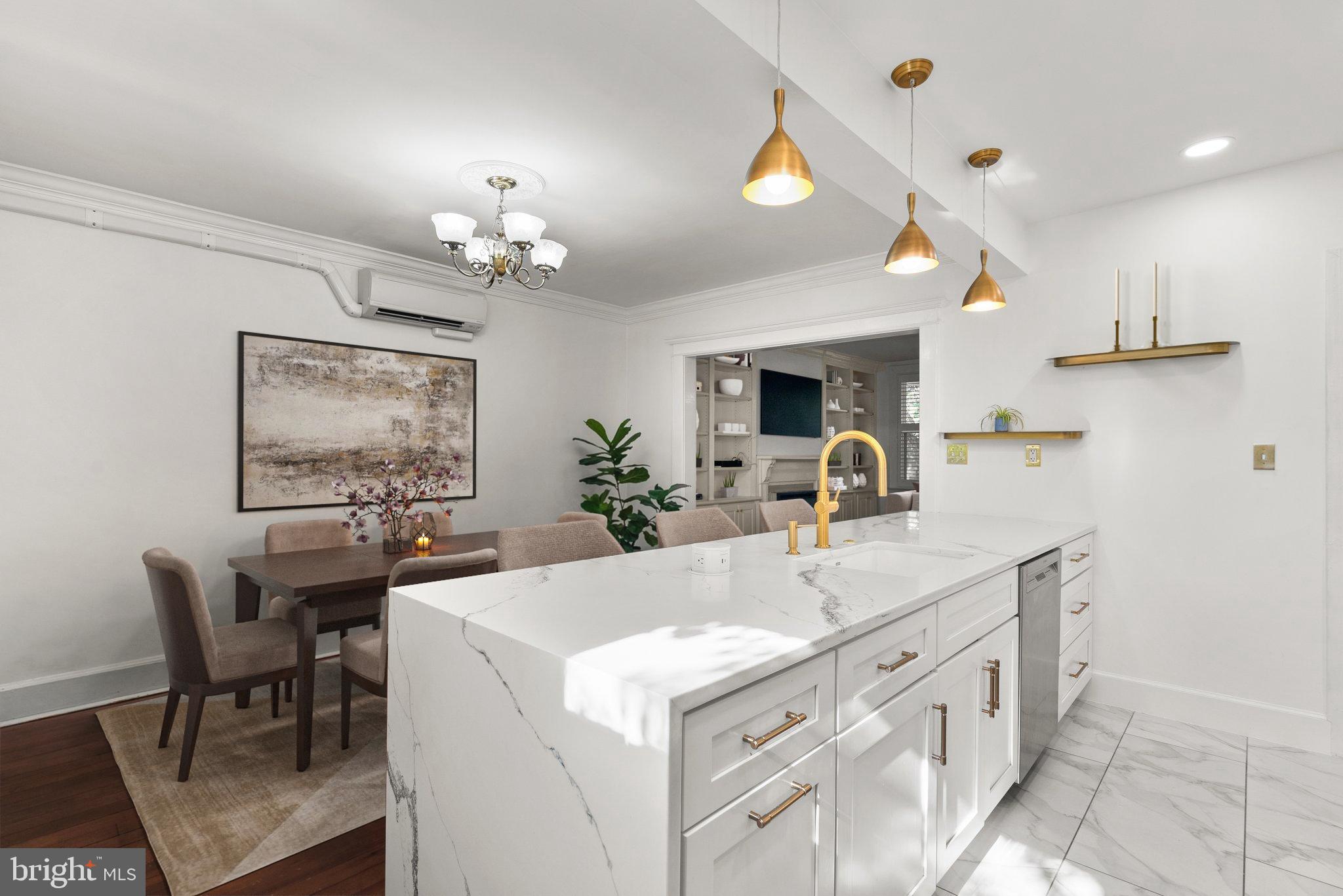 OLD TOWN ALEXANDRIA - Residential Lease