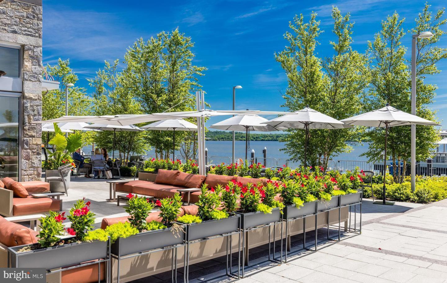 OLD TOWN ALEXANDRIA - Residential Lease