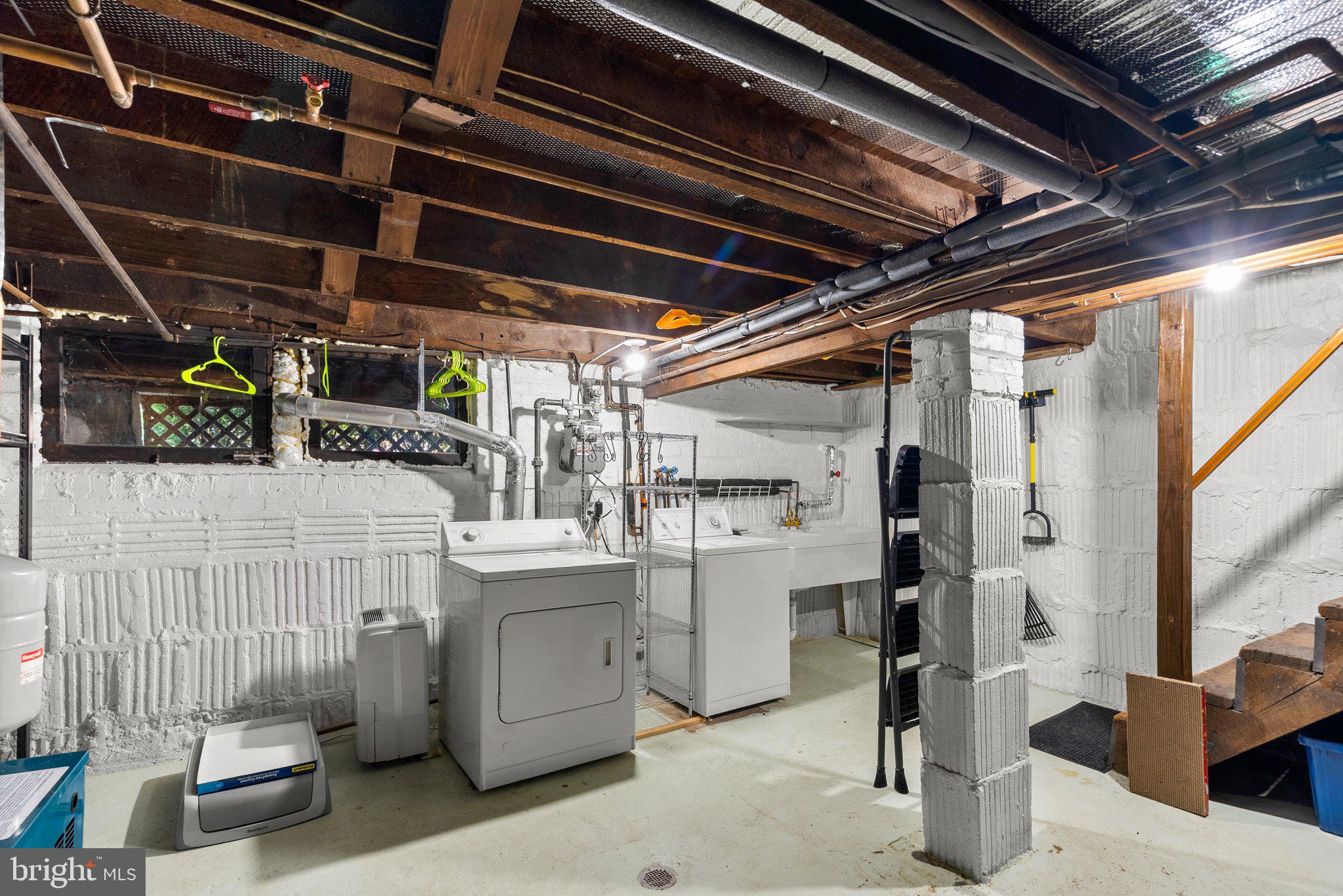 OLD TOWN ALEXANDRIA - Residential Lease