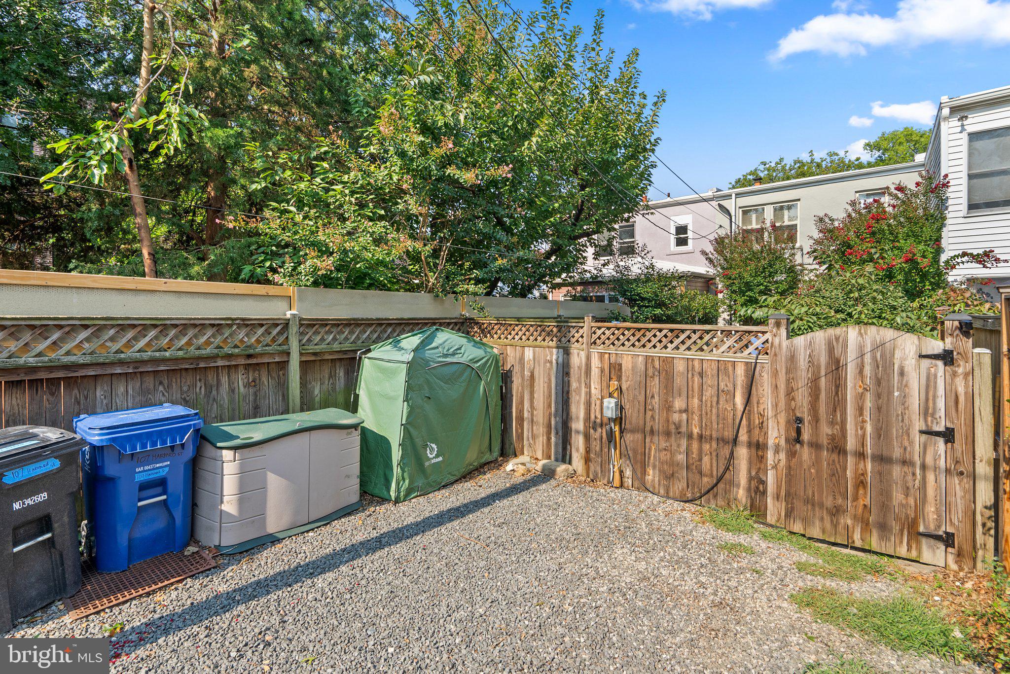 OLD TOWN ALEXANDRIA - Residential Lease