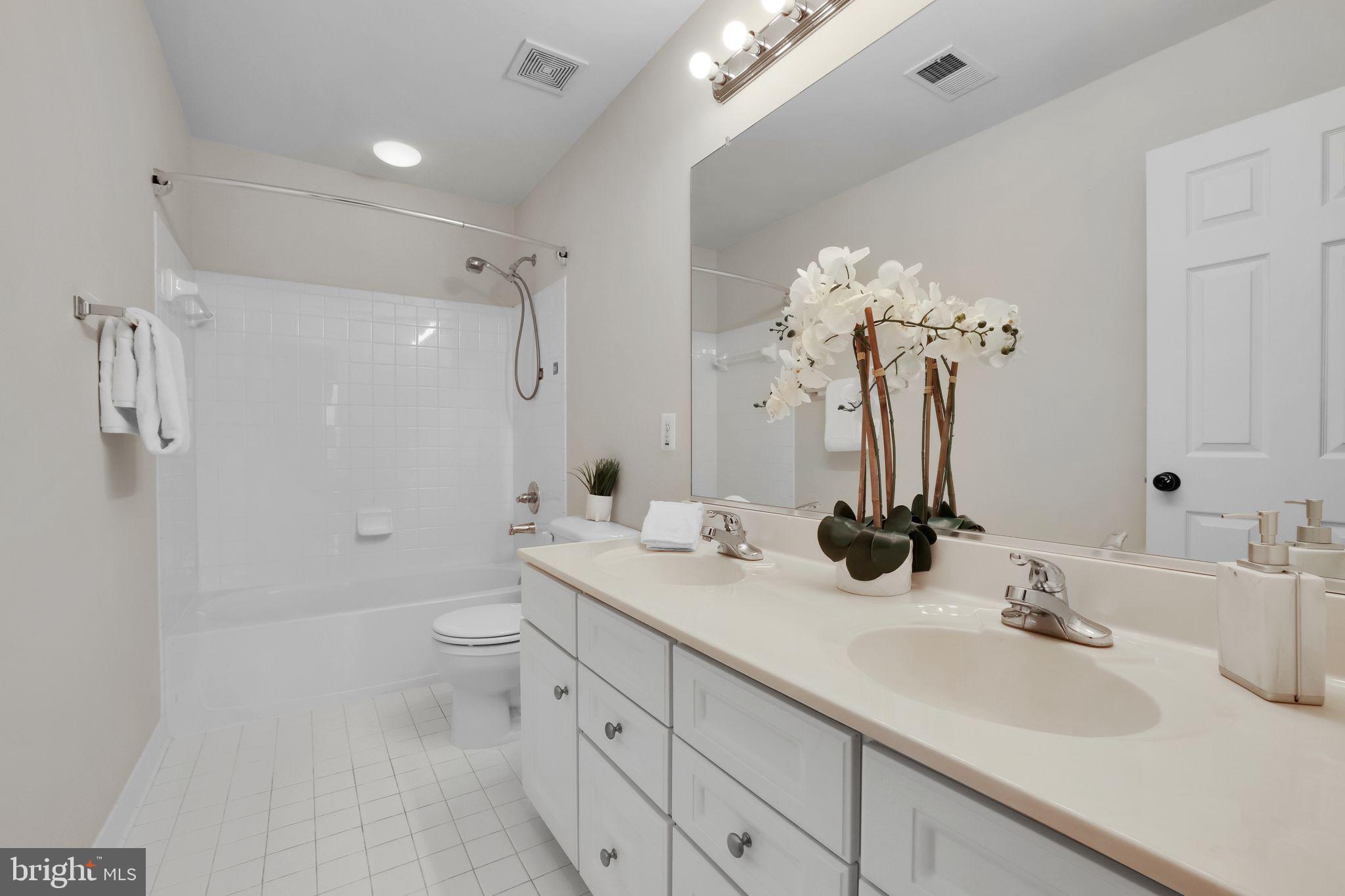 FORGE LANDING - Residential