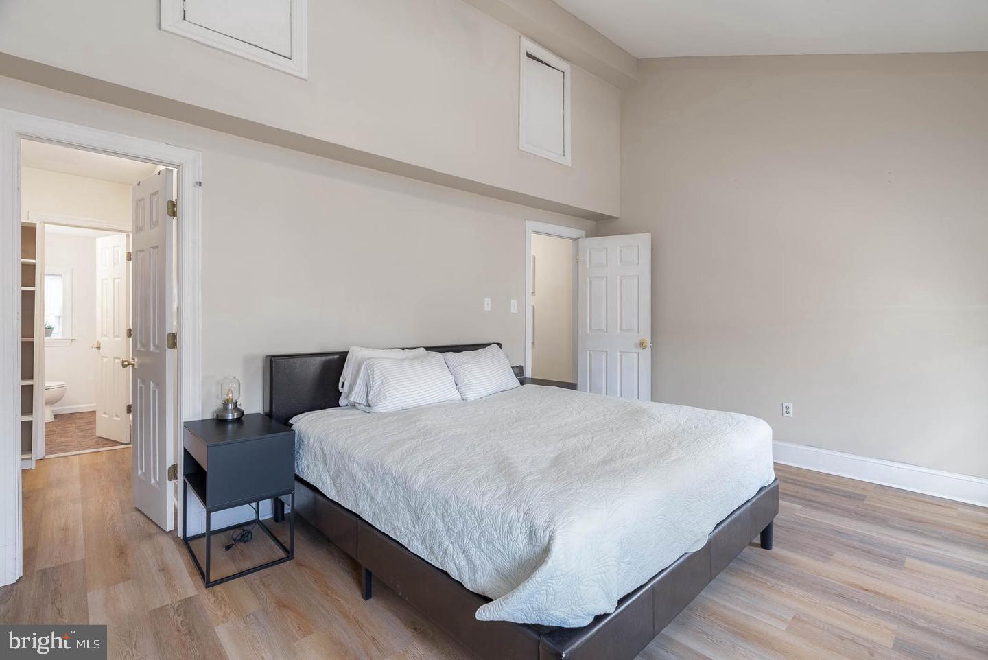 FAIRMOUNT - Residential Lease