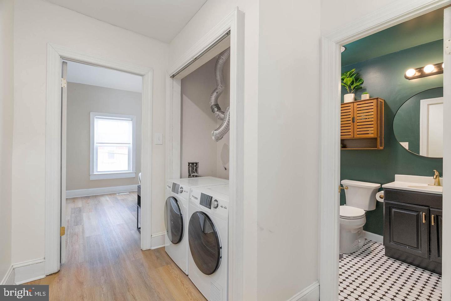 FAIRMOUNT - Residential Lease