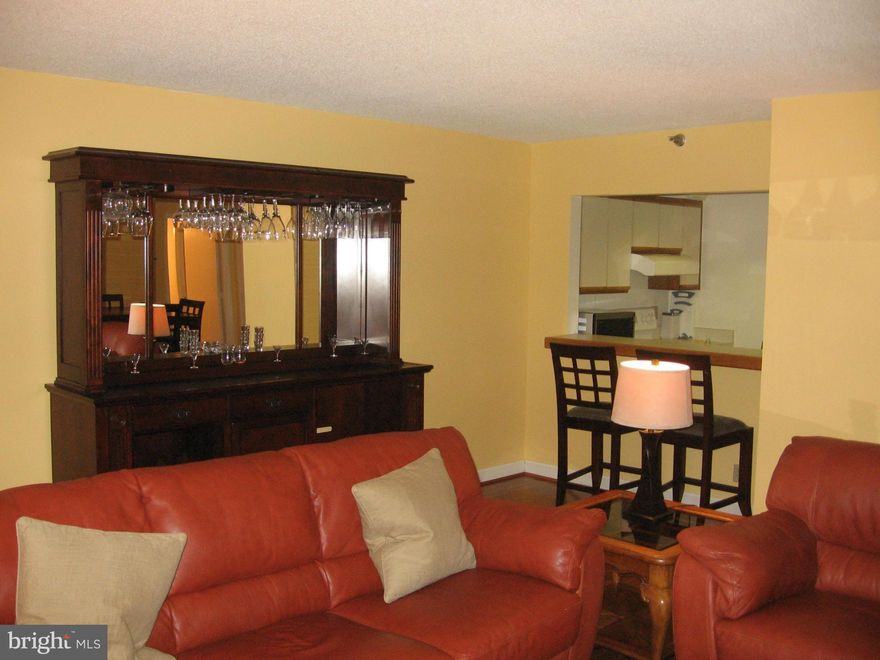 Txt Agent 2 See. Compare to Residence Inn and Oakwoods Fully Furnished including two flat screen TV's!  Great Kitchen Granite & upscale Appliances.19th floor VIEW of Cathedral. Sits on top of the Ballston Metro, no coat necessary!  Bonus Glass Den space & Great contemporary furnishings! Walk to: DARPA, George Mason Law School,Virginia Tech,G W Graduate Schools & Marymount.Ignore Days on Market.