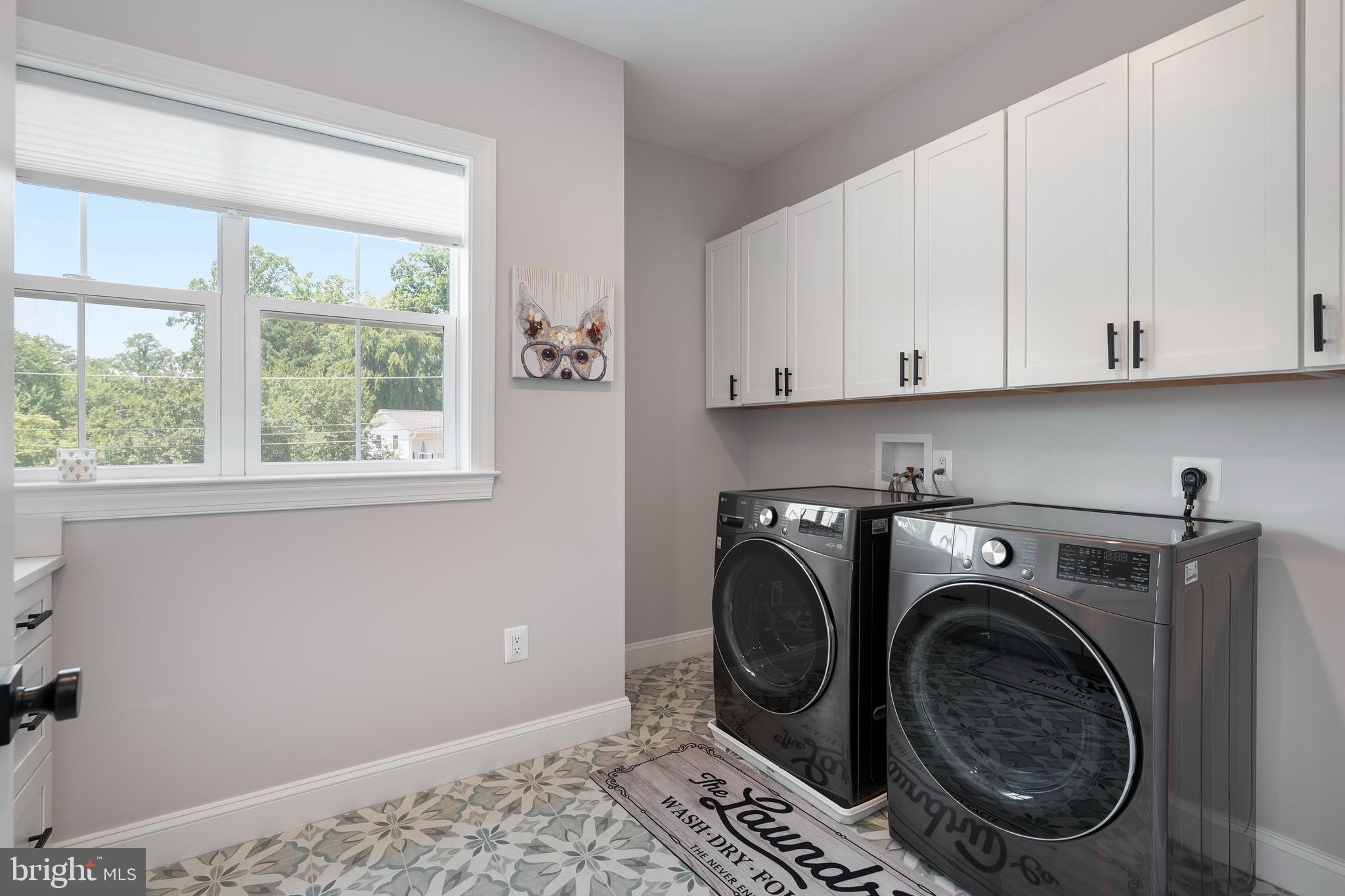 GREEN TREE MANOR - Residential