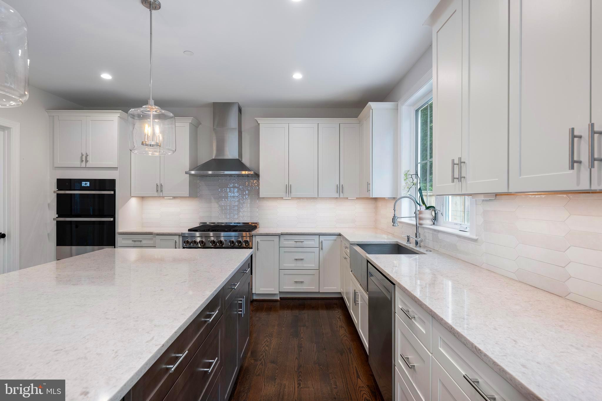 GREEN TREE MANOR - Residential