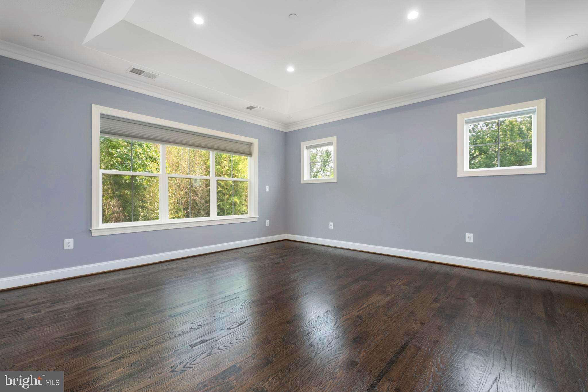 GREEN TREE MANOR - Residential