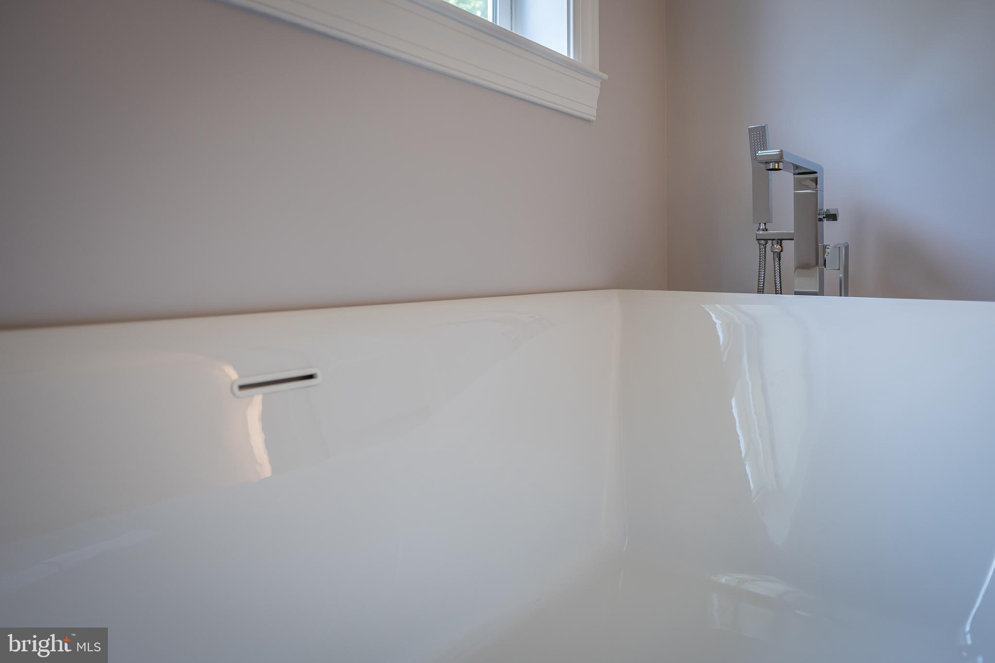 GREEN TREE MANOR - Residential