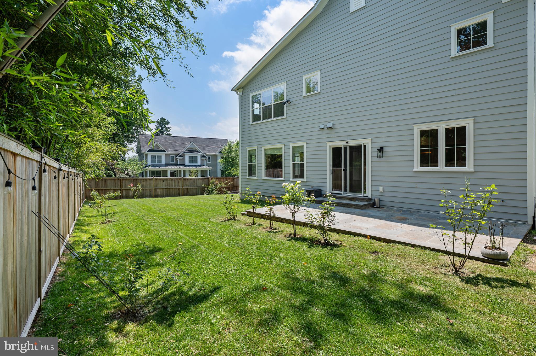 GREEN TREE MANOR - Residential