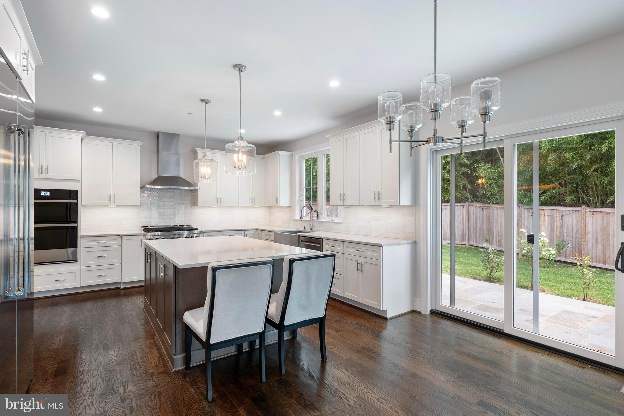 GREEN TREE MANOR - Residential