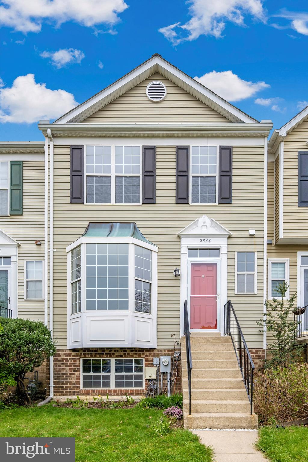 CROFTON VILLAGE - Residential