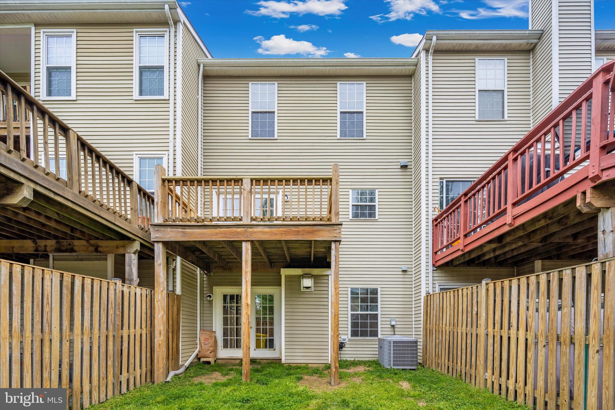 CROFTON VILLAGE - Residential