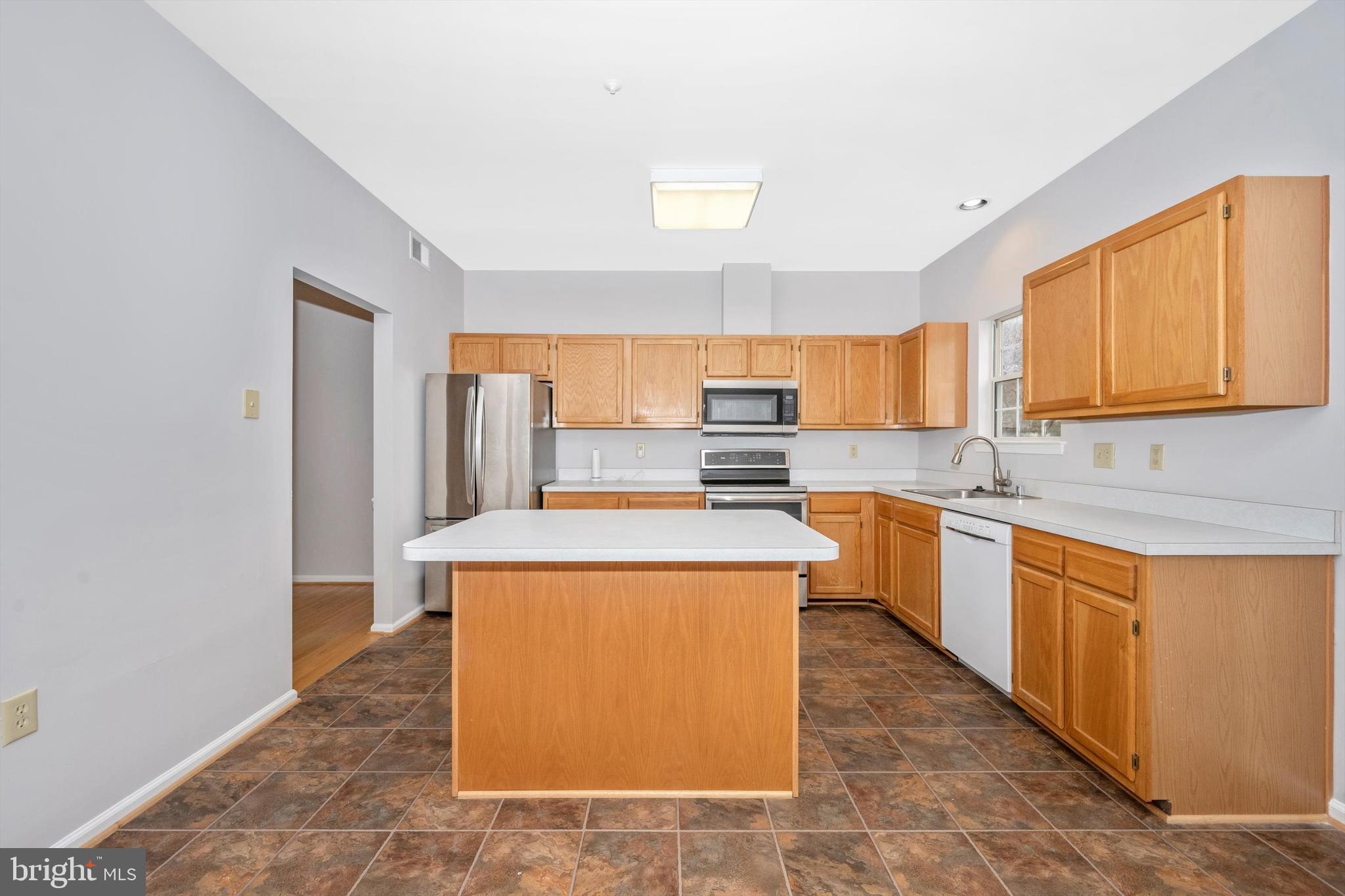 CROFTON VILLAGE - Residential