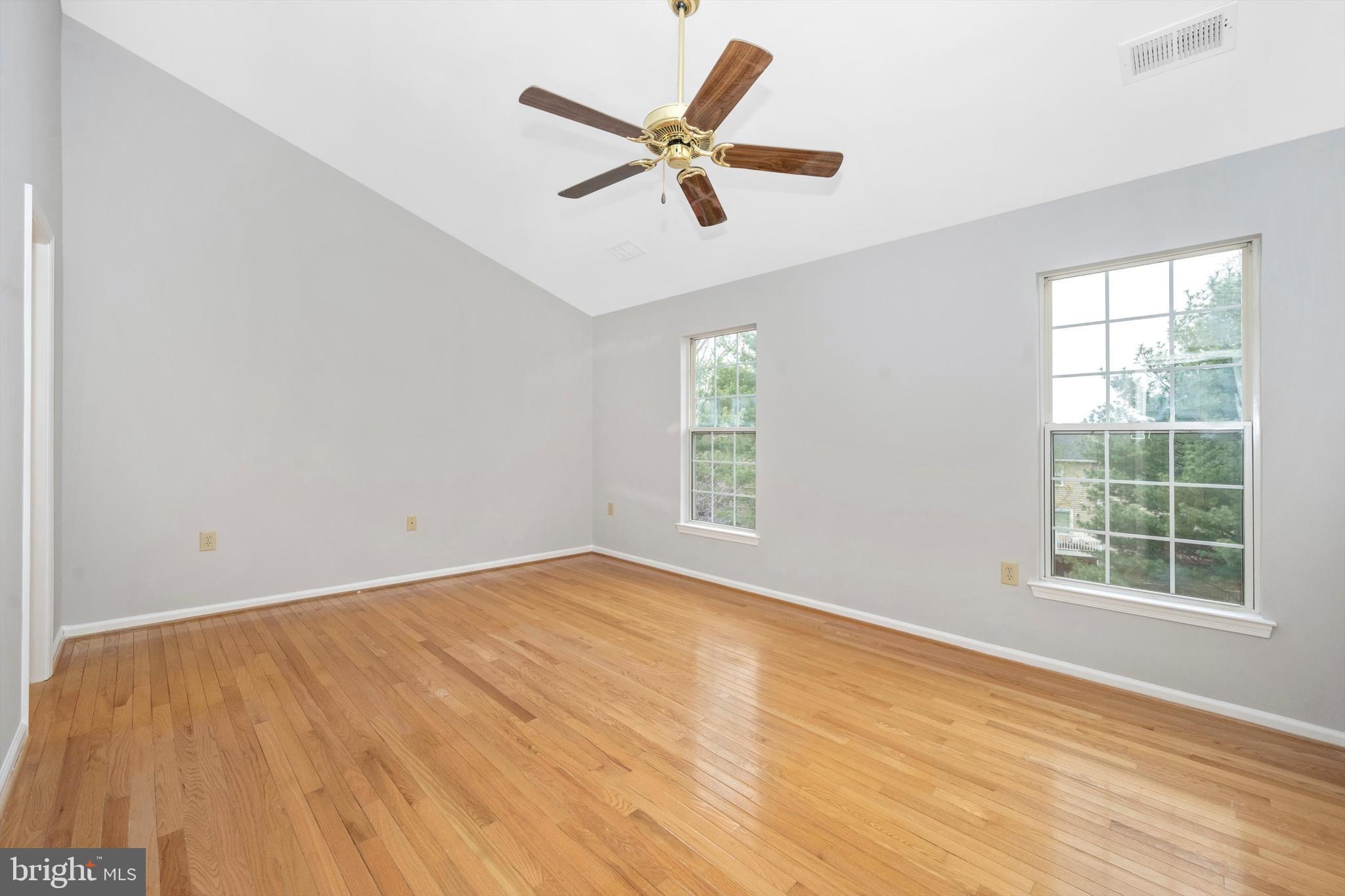 CROFTON VILLAGE - Residential