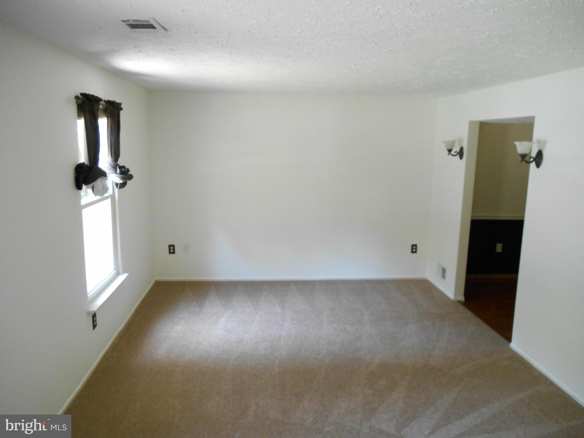 LYNNBROOK SUB - Residential