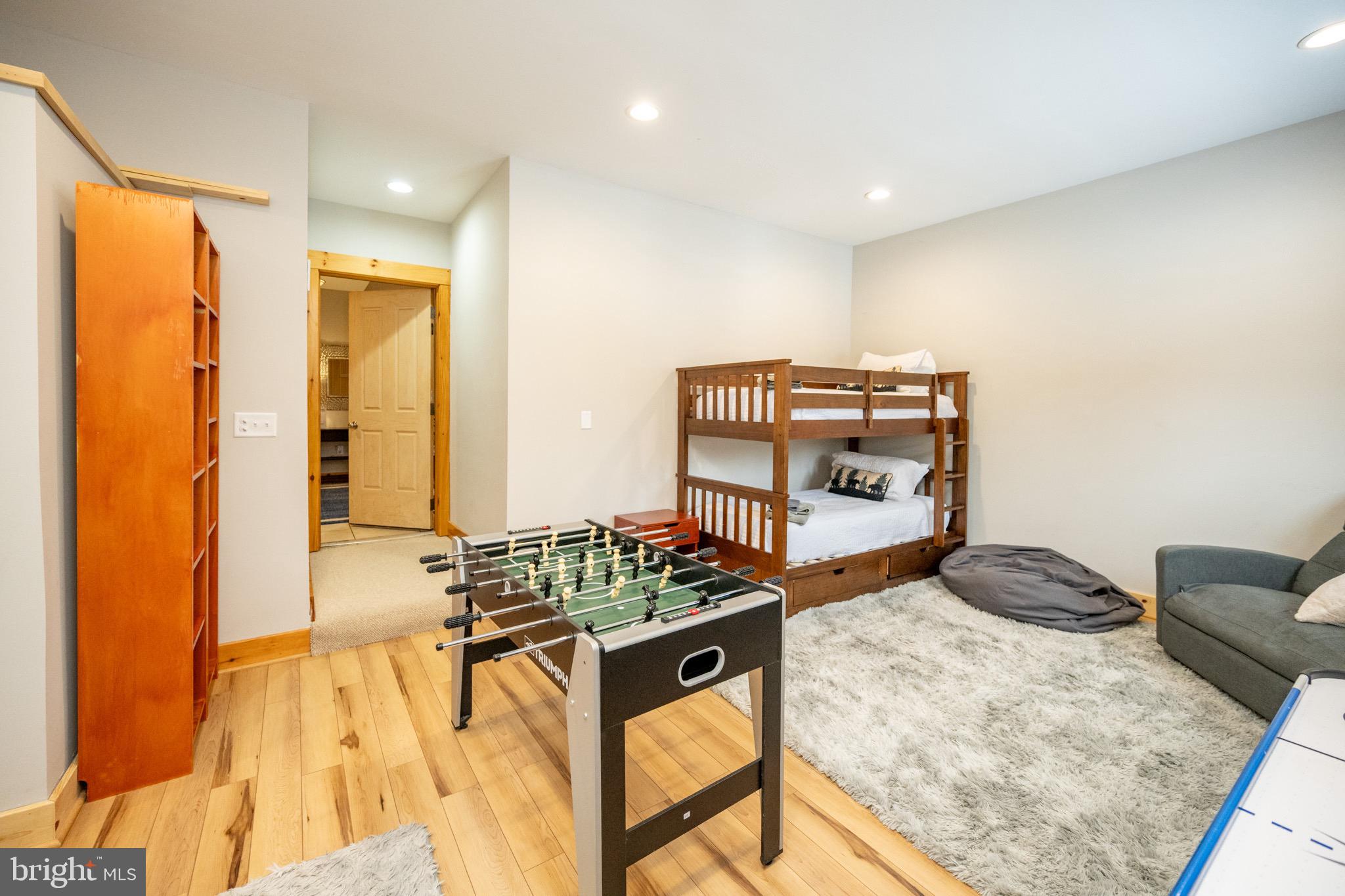 KENDALL CAMP - Residential