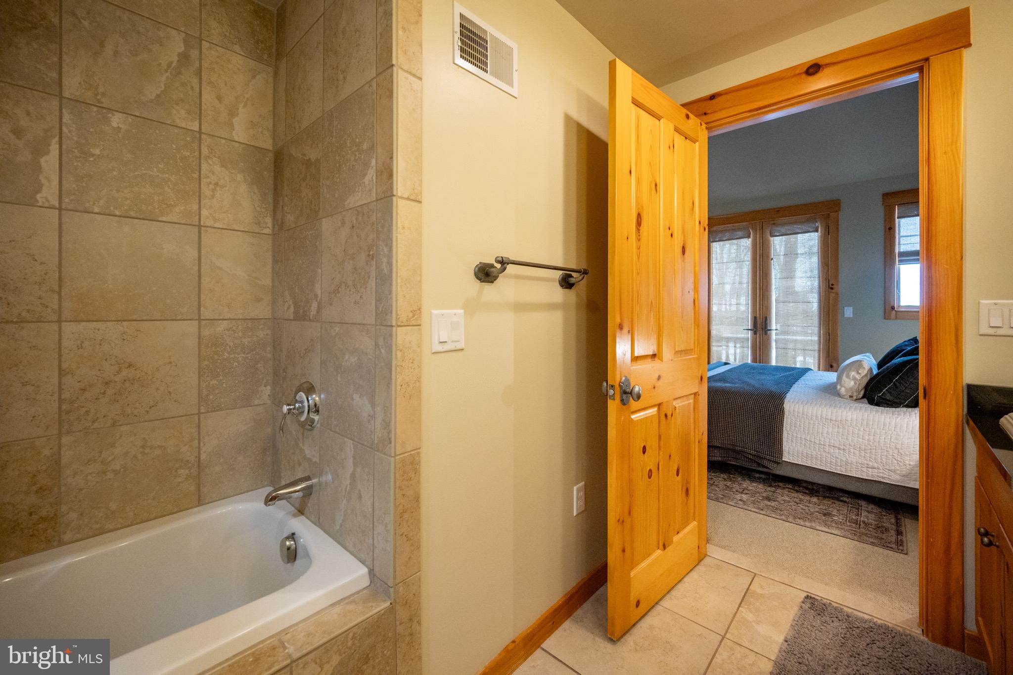 KENDALL CAMP - Residential