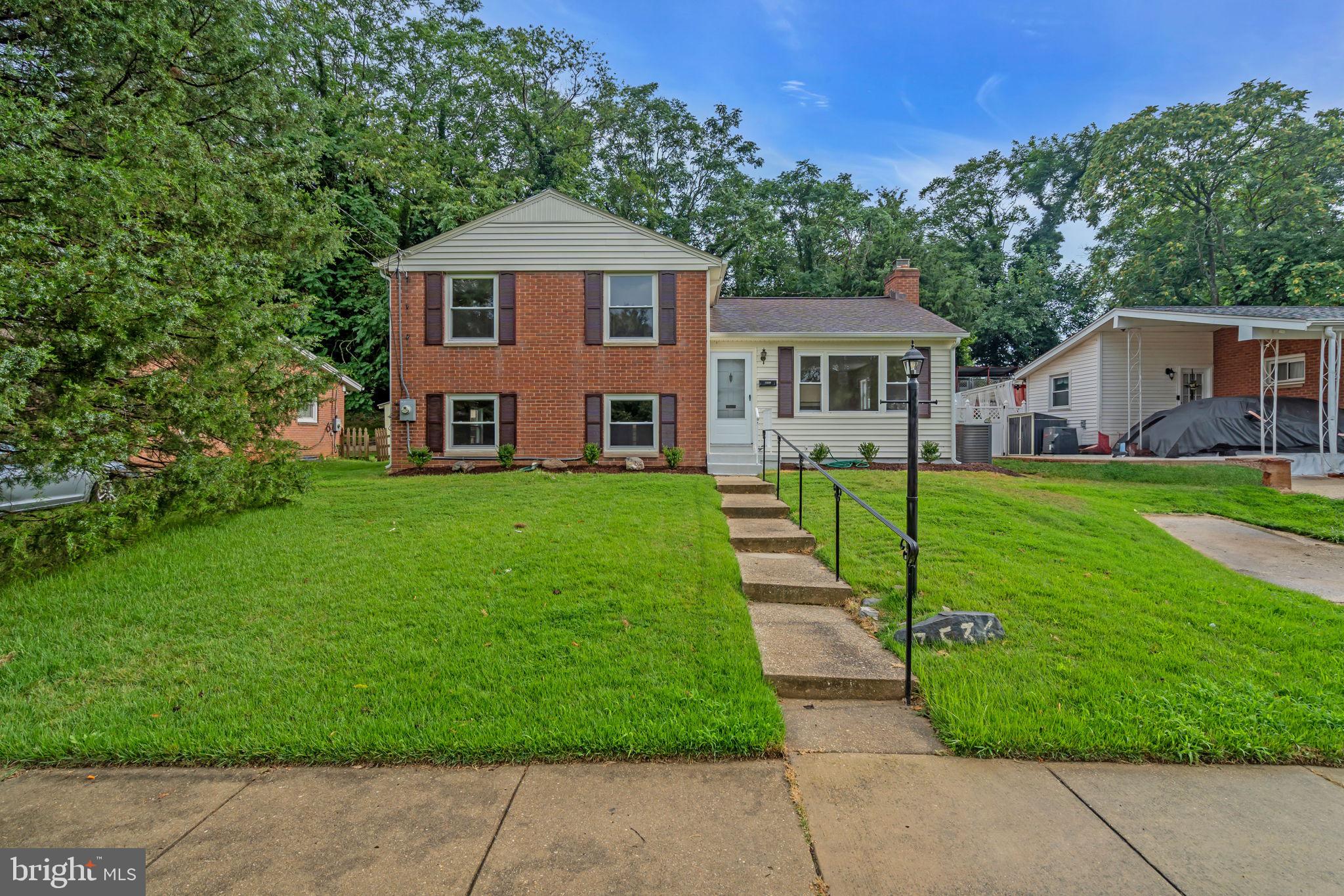 RIVER RIDGE ESTATES - Residential