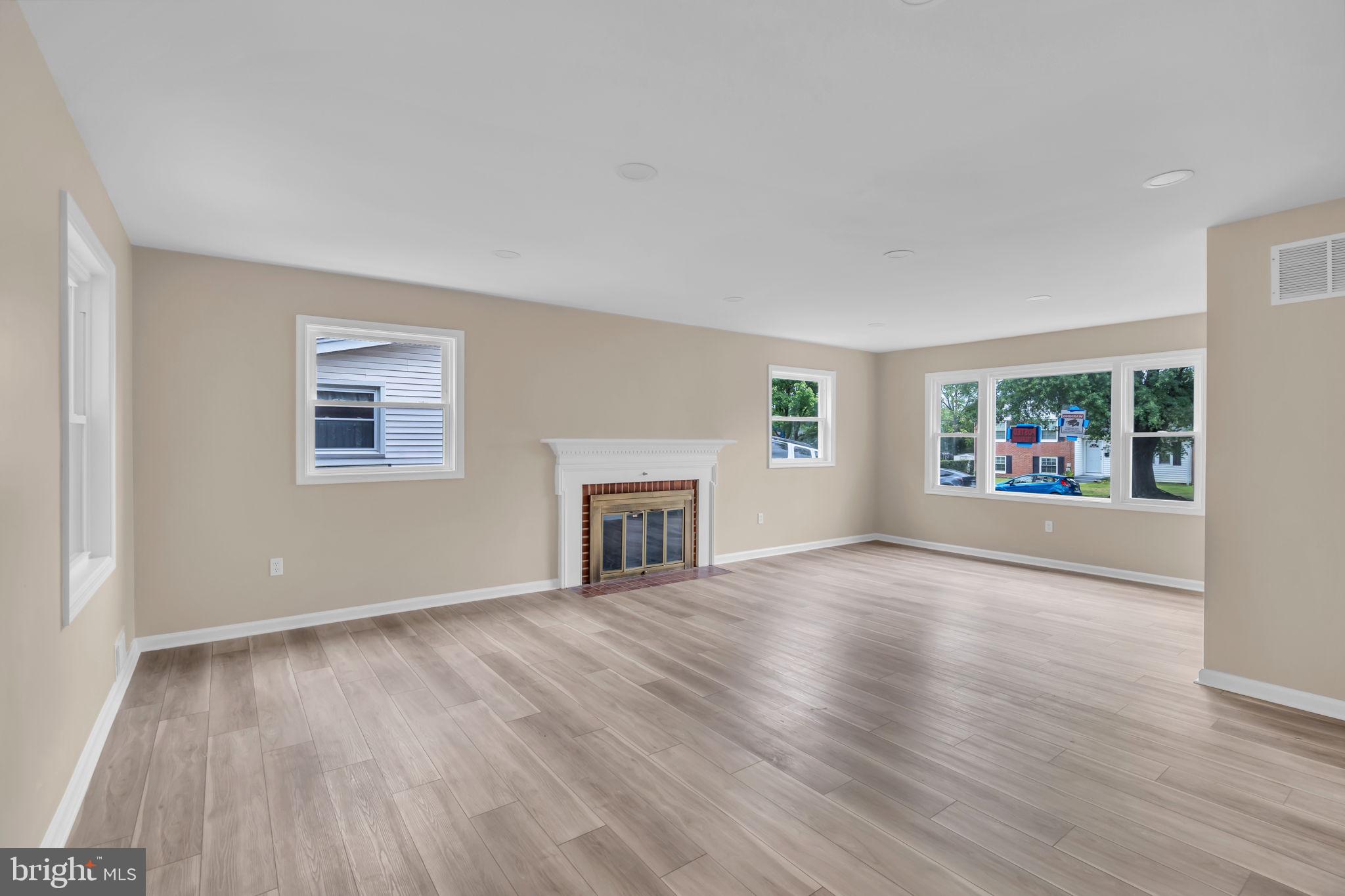 RIVER RIDGE ESTATES - Residential