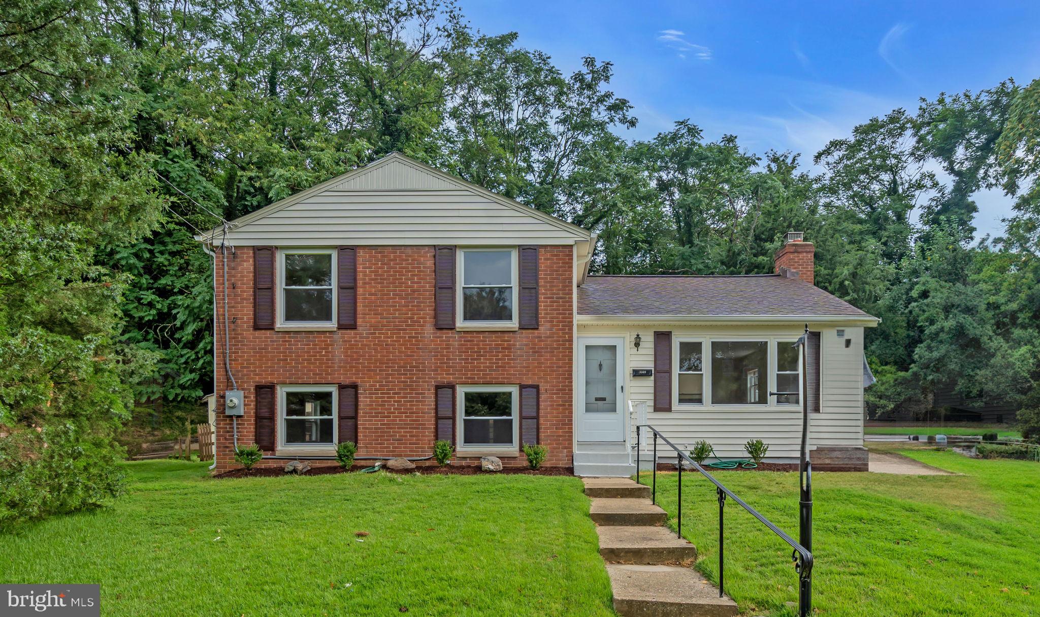 RIVER RIDGE ESTATES - Residential