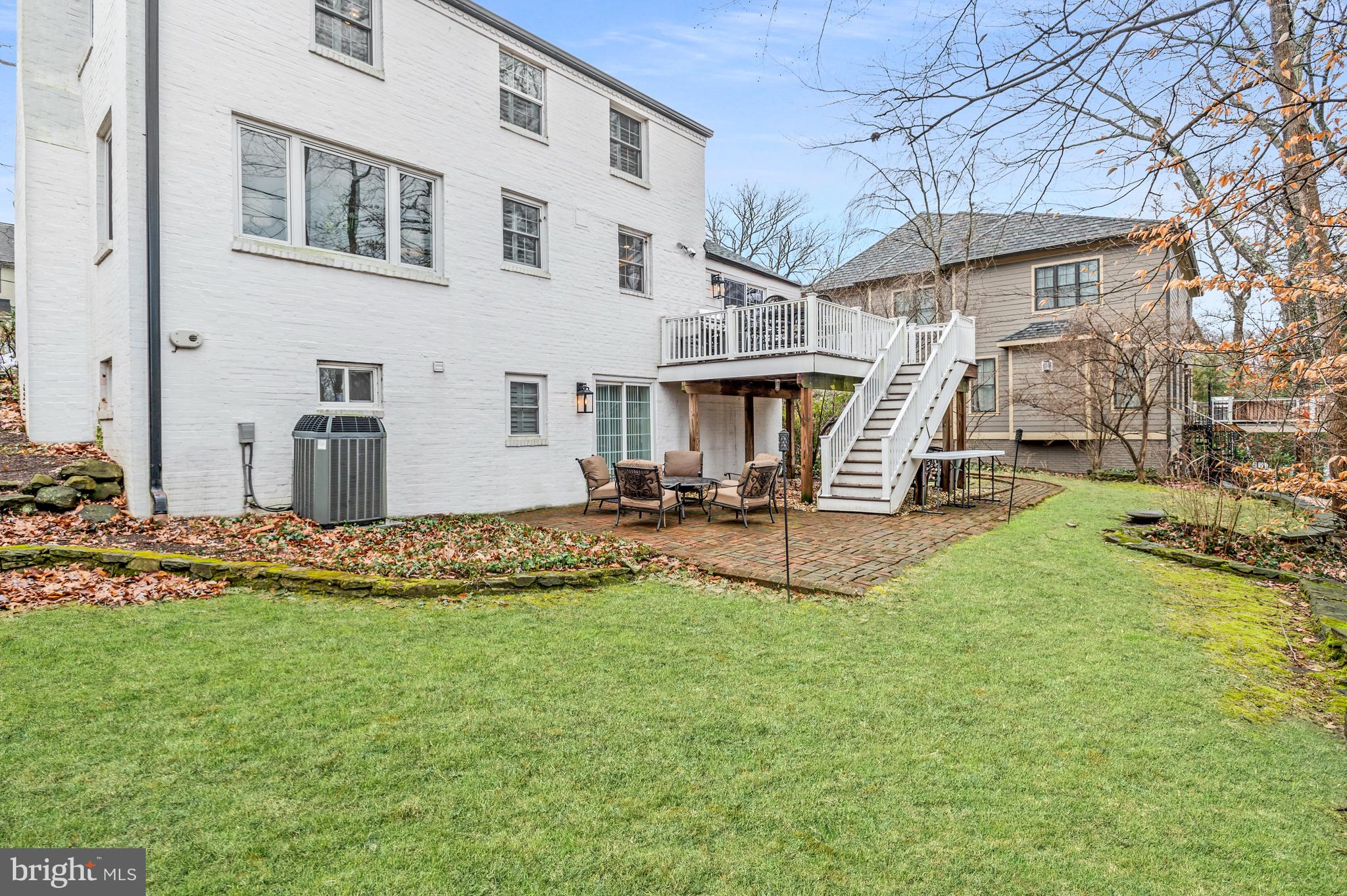 BETHESDA OUTSIDE - Residential