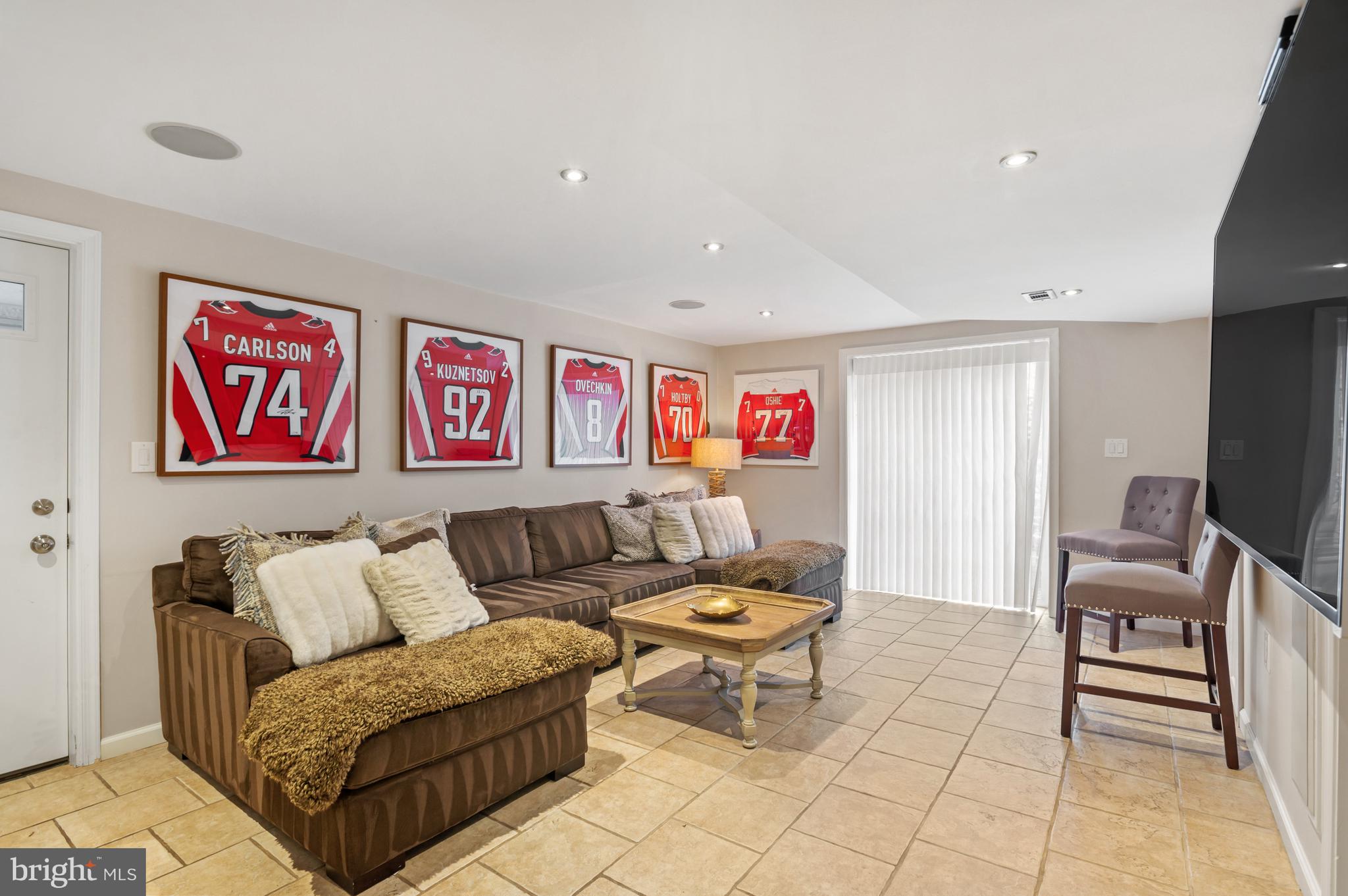 BETHESDA OUTSIDE - Residential