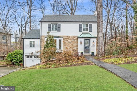 Photo of 6309 Poe Road, Bethesda, MD 20817 (MLS # MDMC2120506) Photo of 6309 Poe Road, Bethesda, MD 20817 (MLS # MDMC2120506)